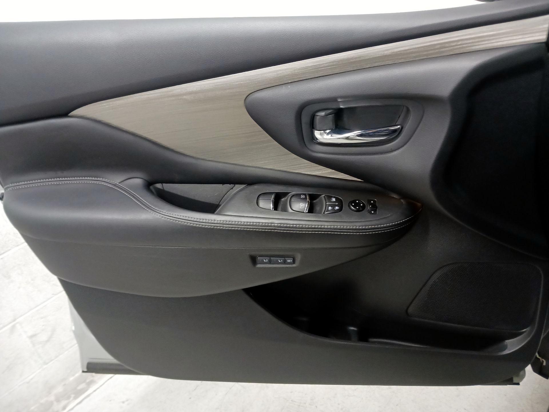 Thumbnail: 2015 Nissan Murano - 12