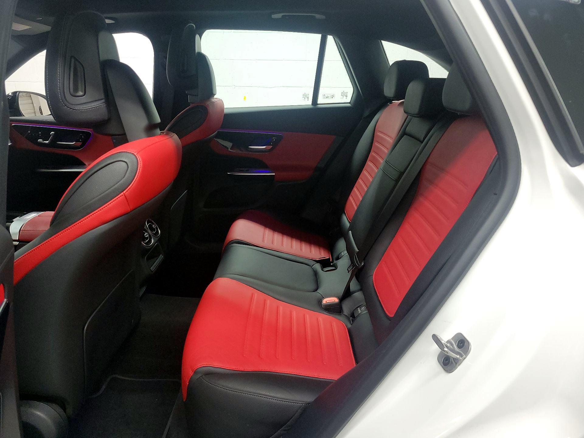 Thumbnail: 2025 Mercedes-Benz GLC - 16