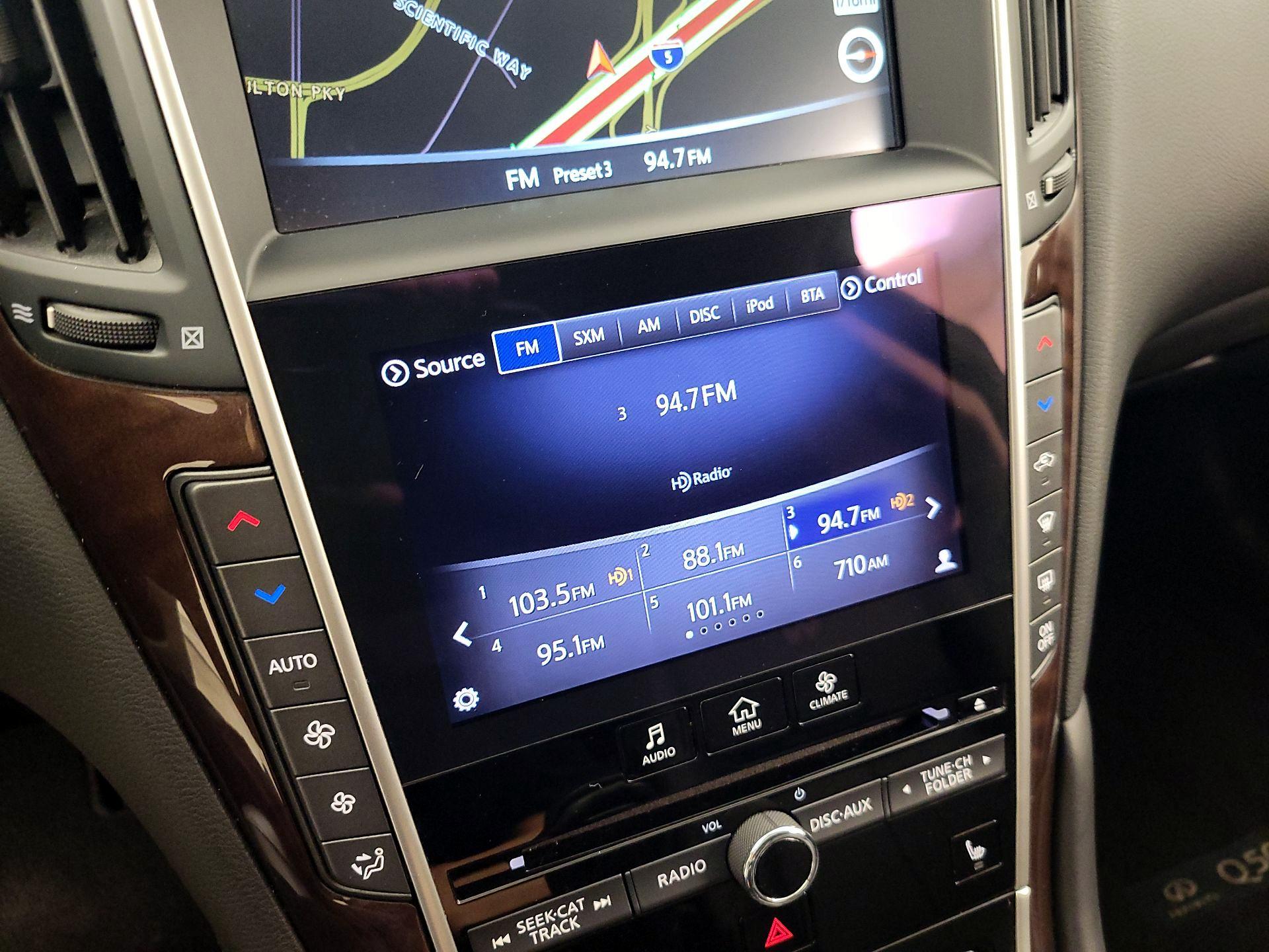 Thumbnail: 2014 INFINITI Q50 - 16