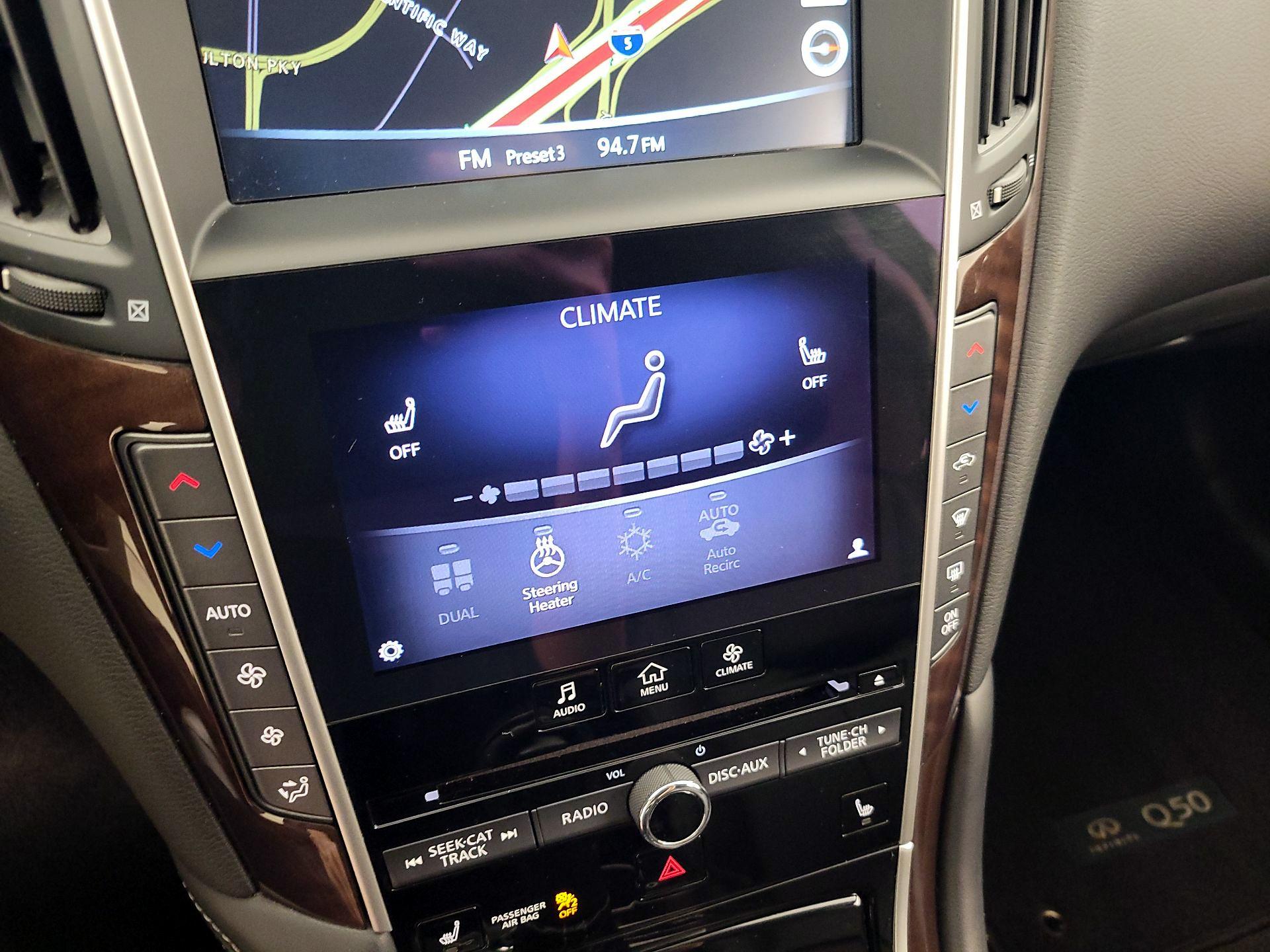 Thumbnail: 2014 INFINITI Q50 - 17
