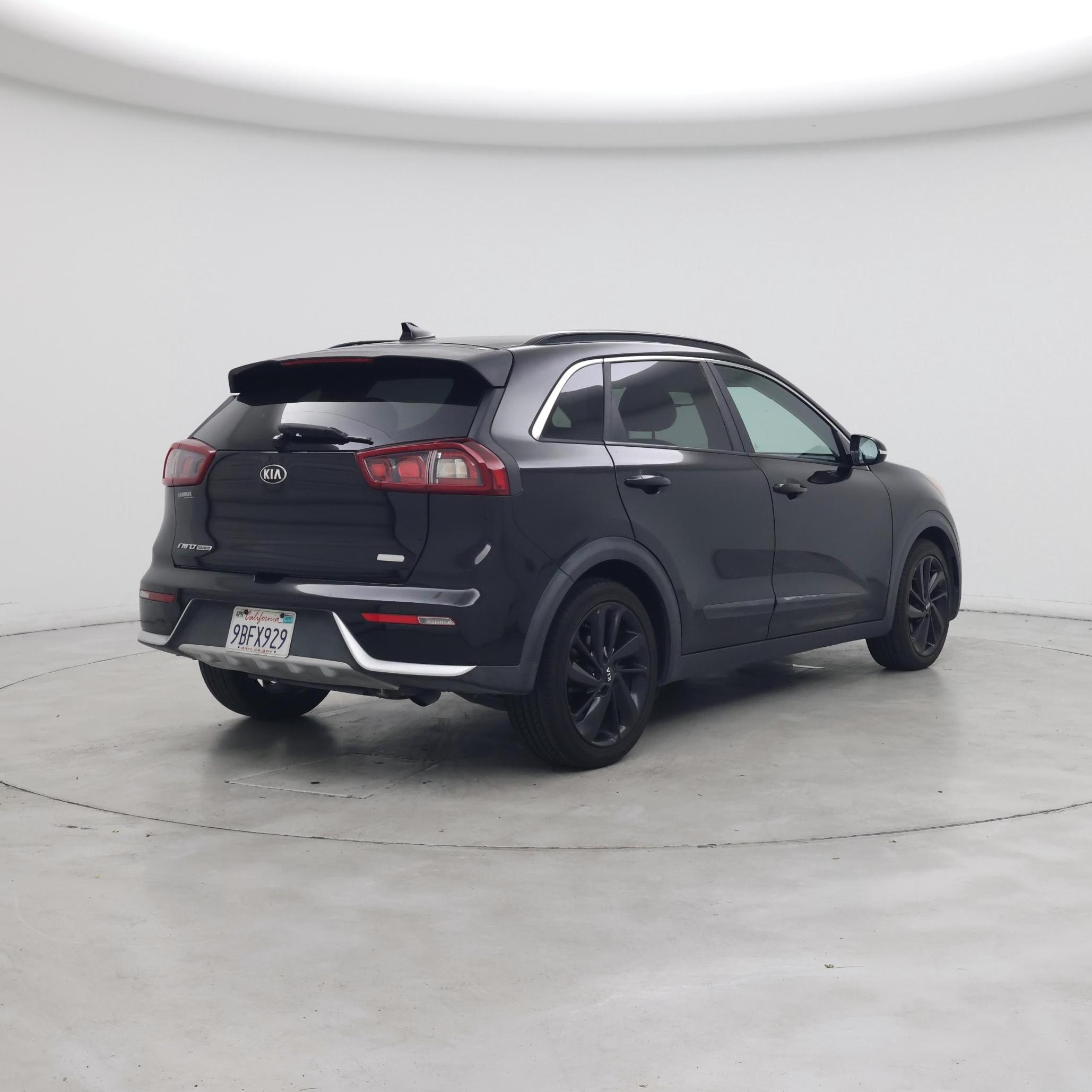 Thumbnail: 2019 Kia Niro - 8