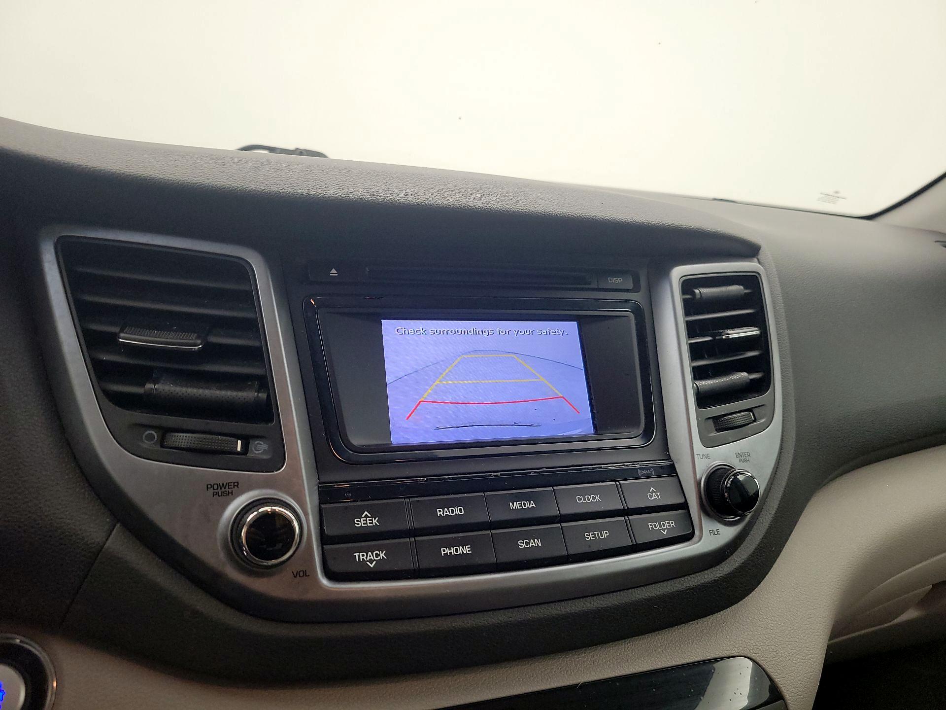 Thumbnail: 2016 Hyundai Tucson - 14