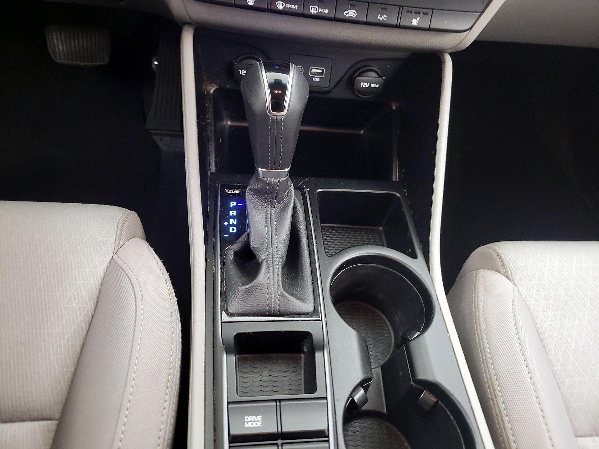 Thumbnail: 2016 Hyundai Tucson - 17