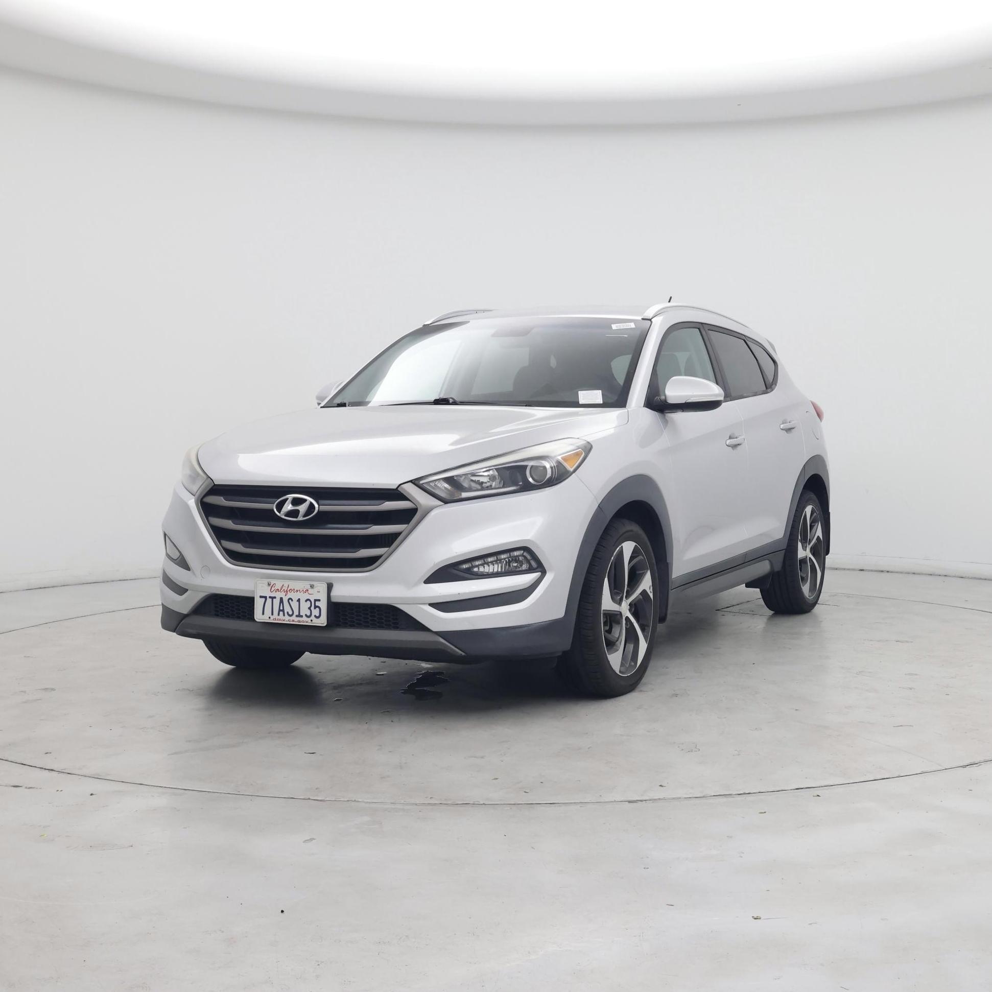 Thumbnail: 2016 Hyundai Tucson - 4