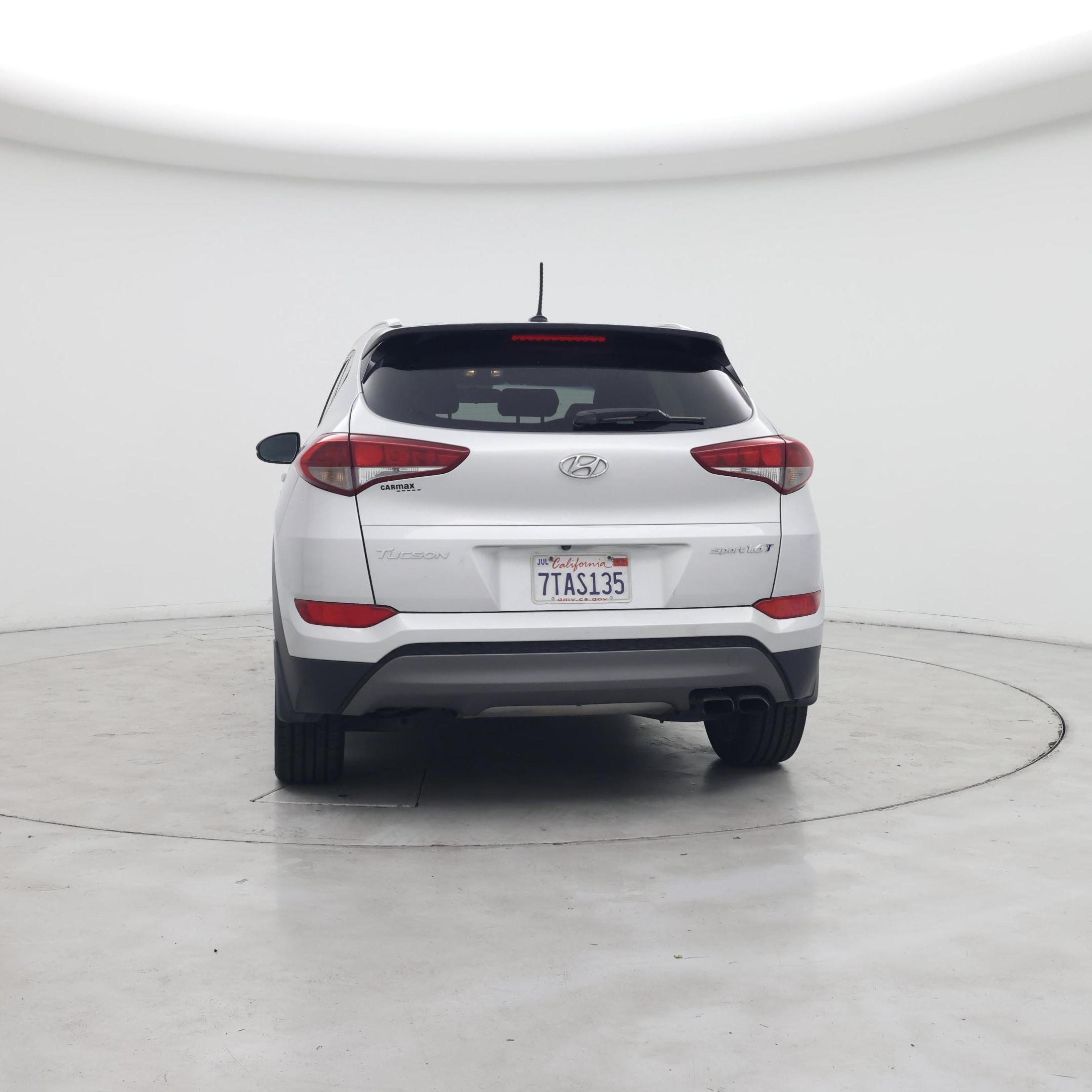Thumbnail: 2016 Hyundai Tucson - 6