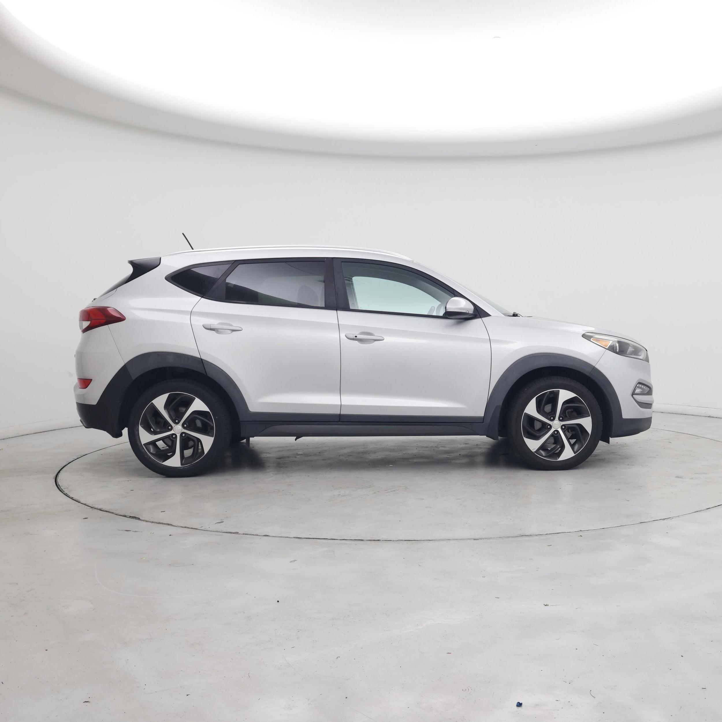 Thumbnail: 2016 Hyundai Tucson - 7