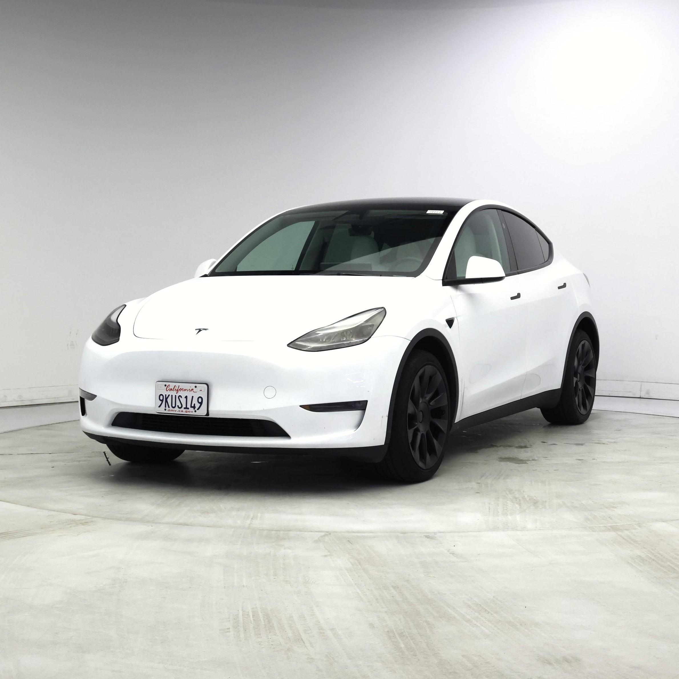 Thumbnail: 2024 Tesla Model Y - 4