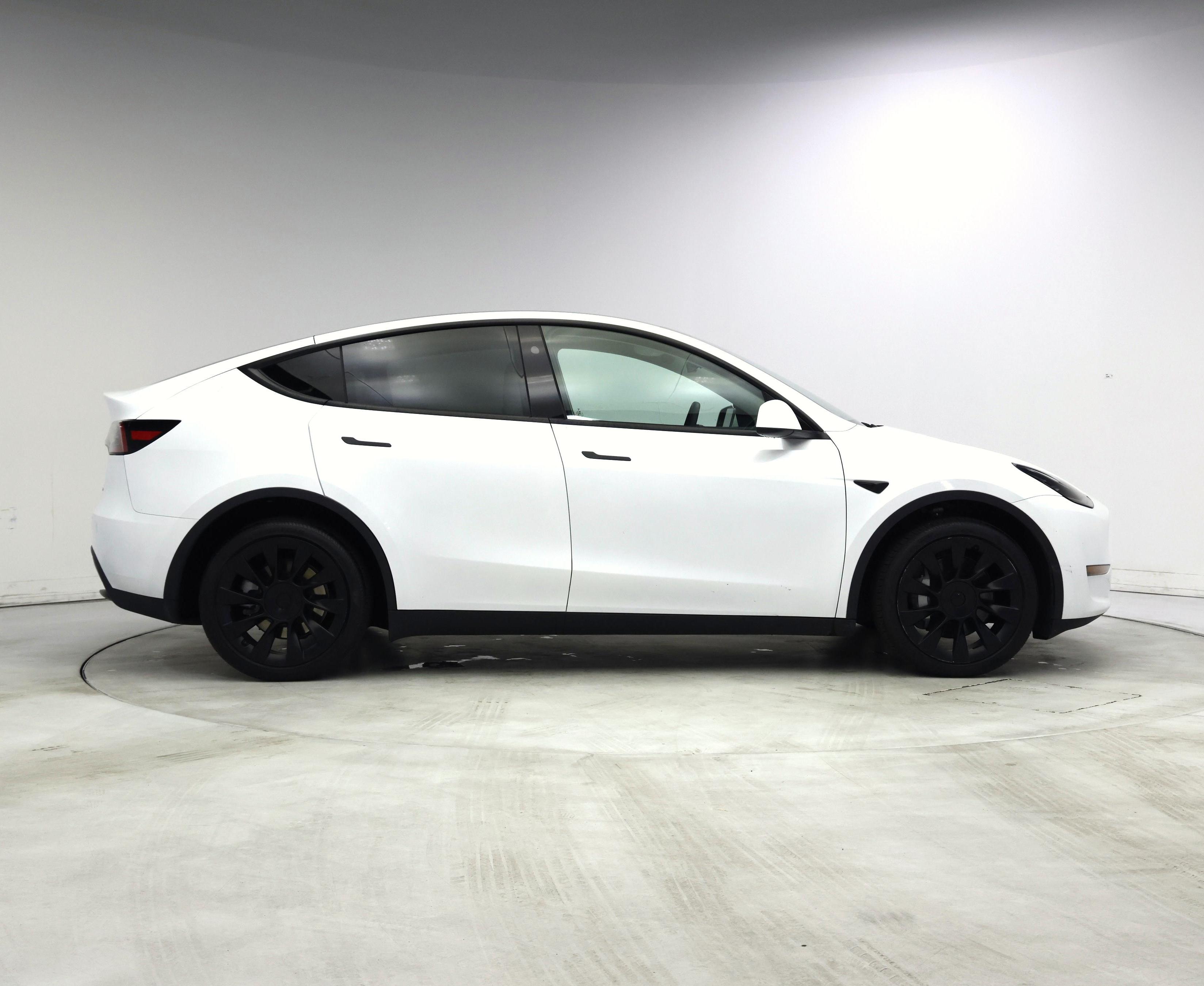 Thumbnail: 2024 Tesla Model Y - 7
