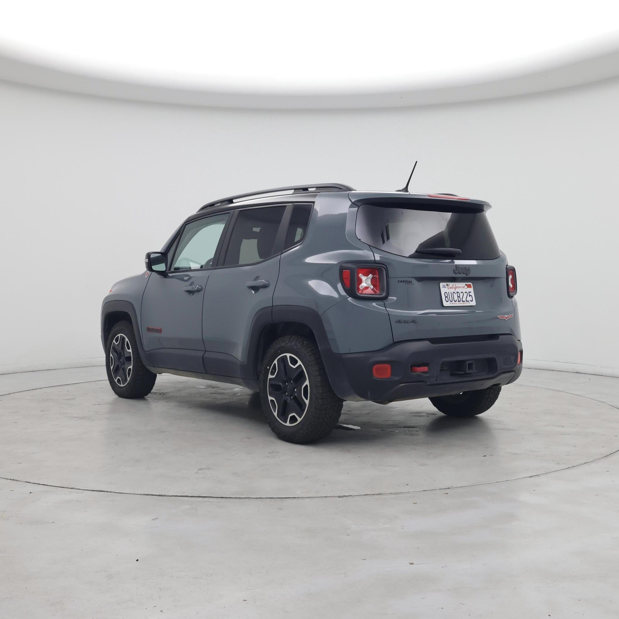 Thumbnail: 2017 Jeep Renegade - 2