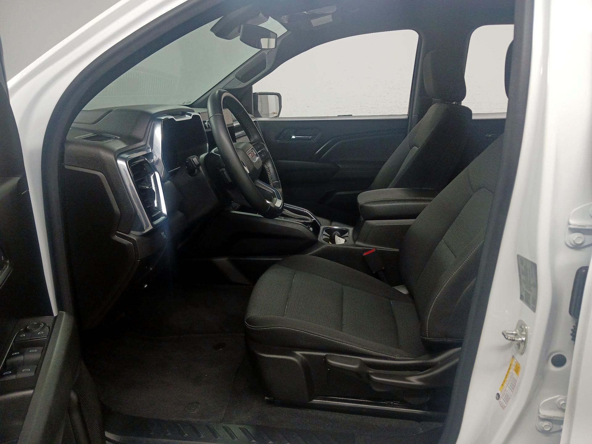 Thumbnail: 2024 GMC Canyon - 9