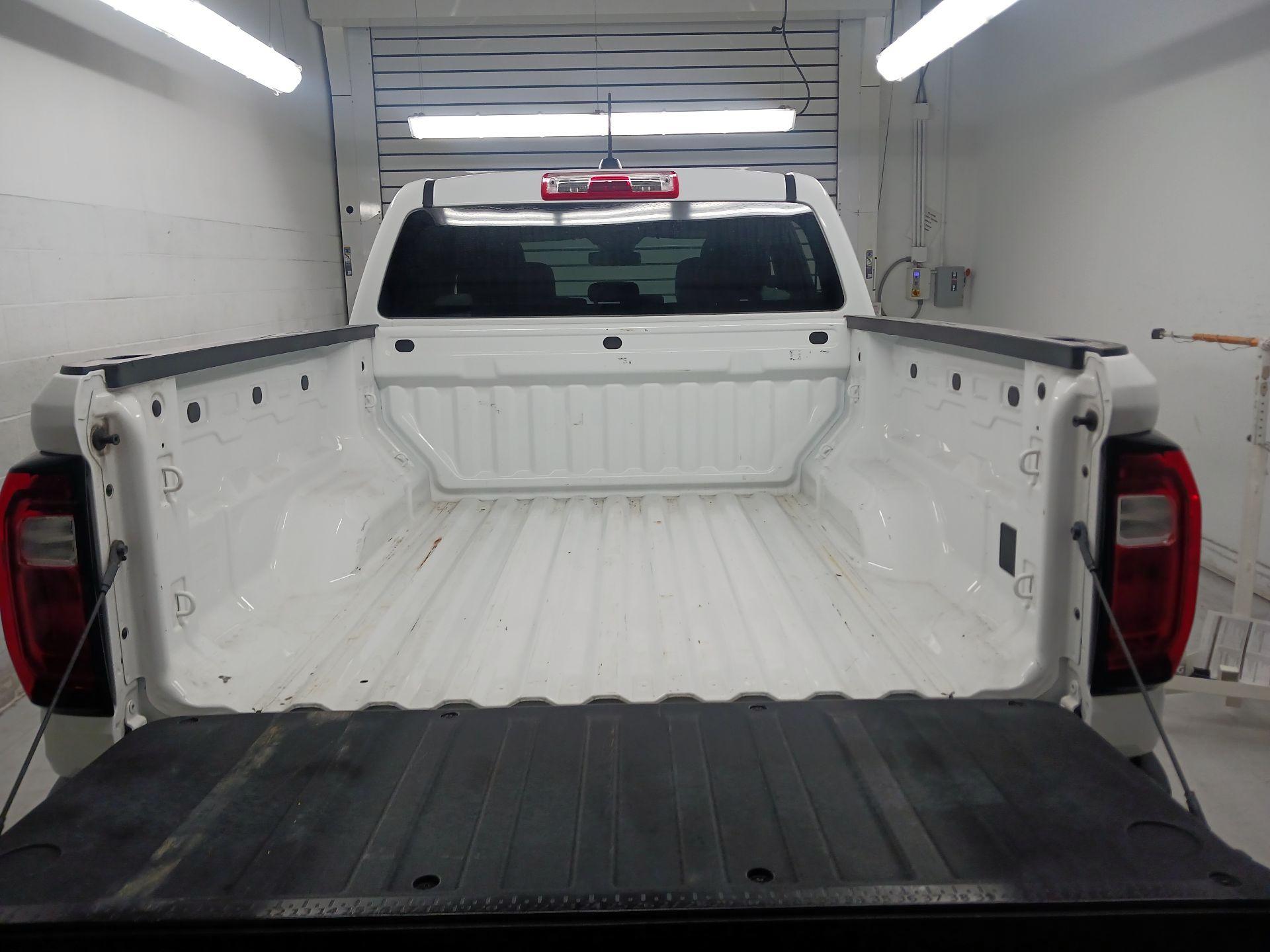 Thumbnail: 2024 GMC Canyon - 17