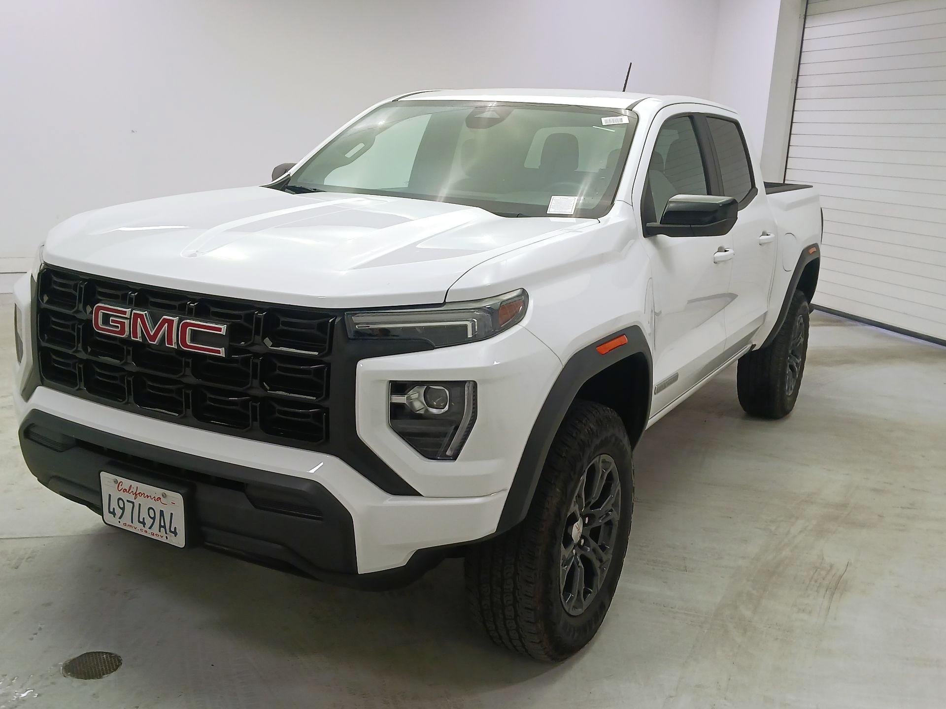 Thumbnail: 2024 GMC Canyon - 3
