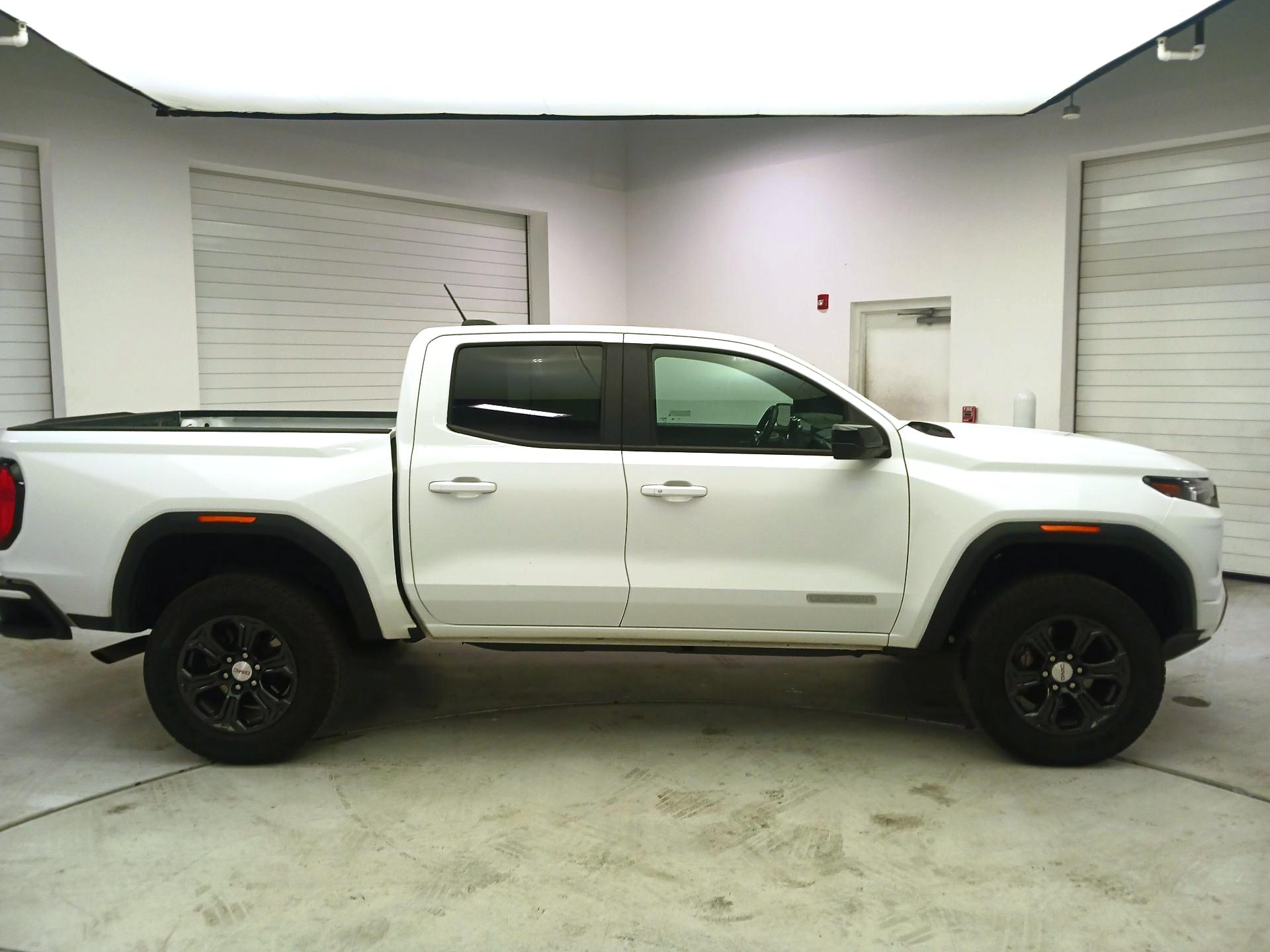 Thumbnail: 2024 GMC Canyon - 4