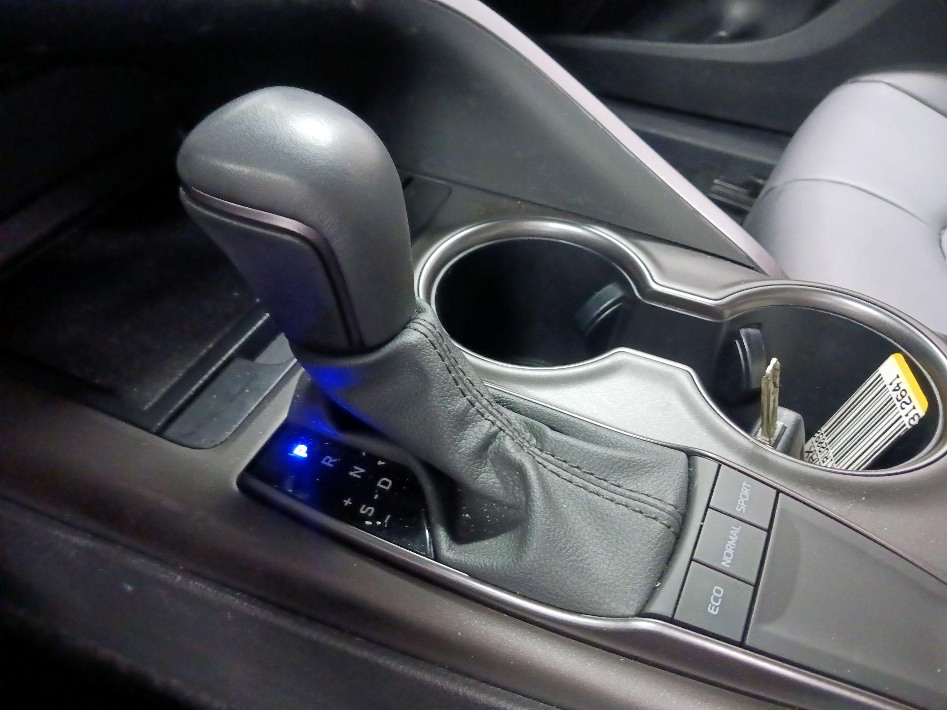 Thumbnail: 2024 Toyota Camry - 17