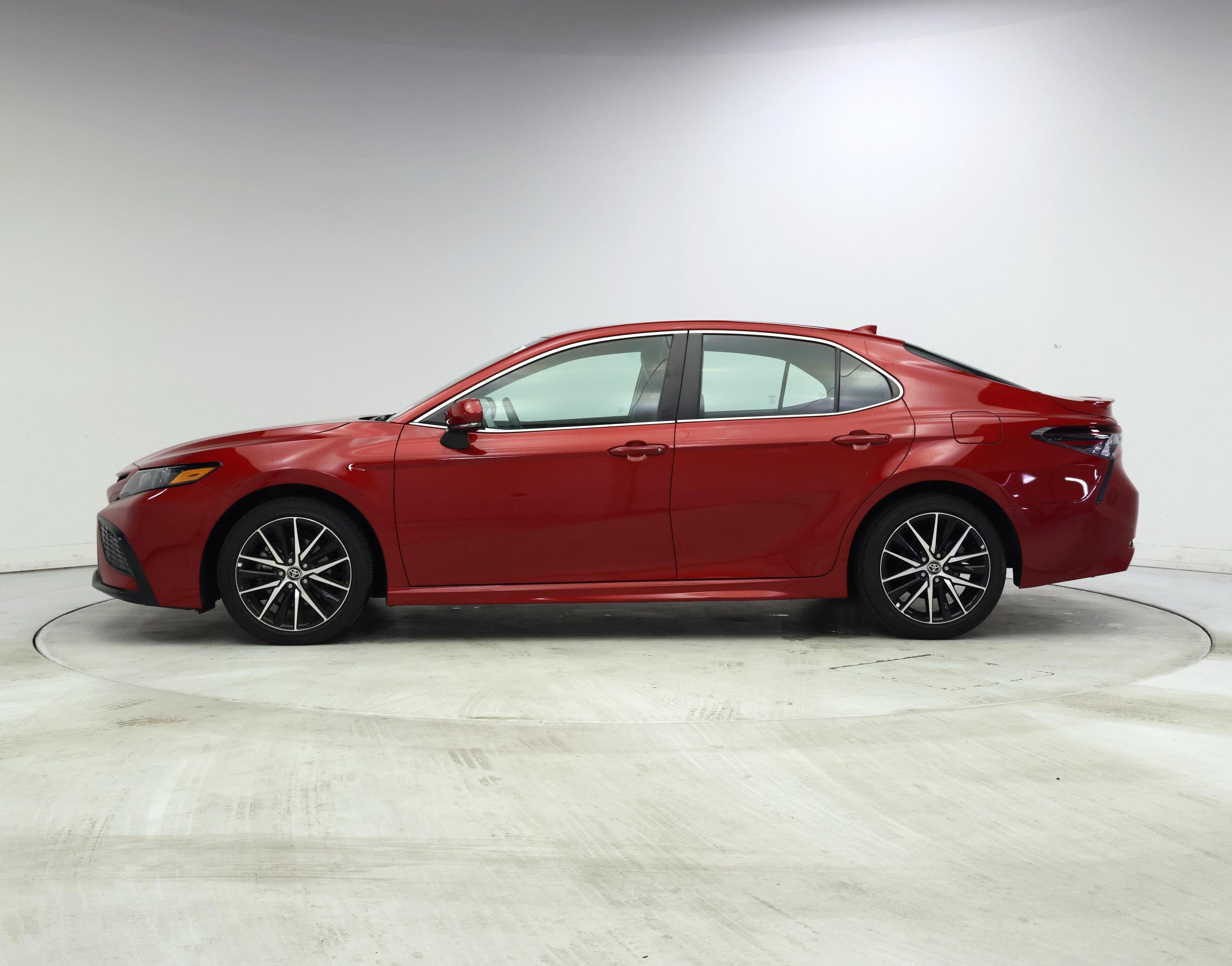Thumbnail: 2024 Toyota Camry - 3