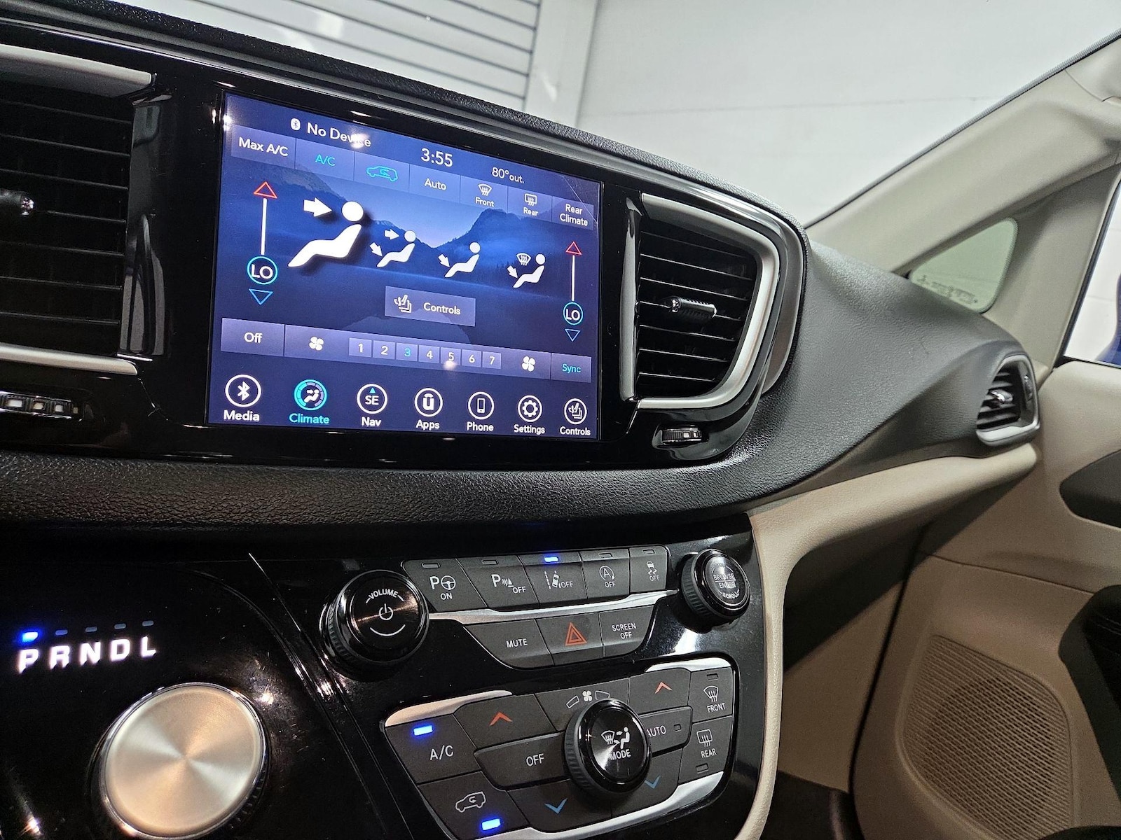 2020 Chrysler Pacifica Touring L Plus - Photo 13