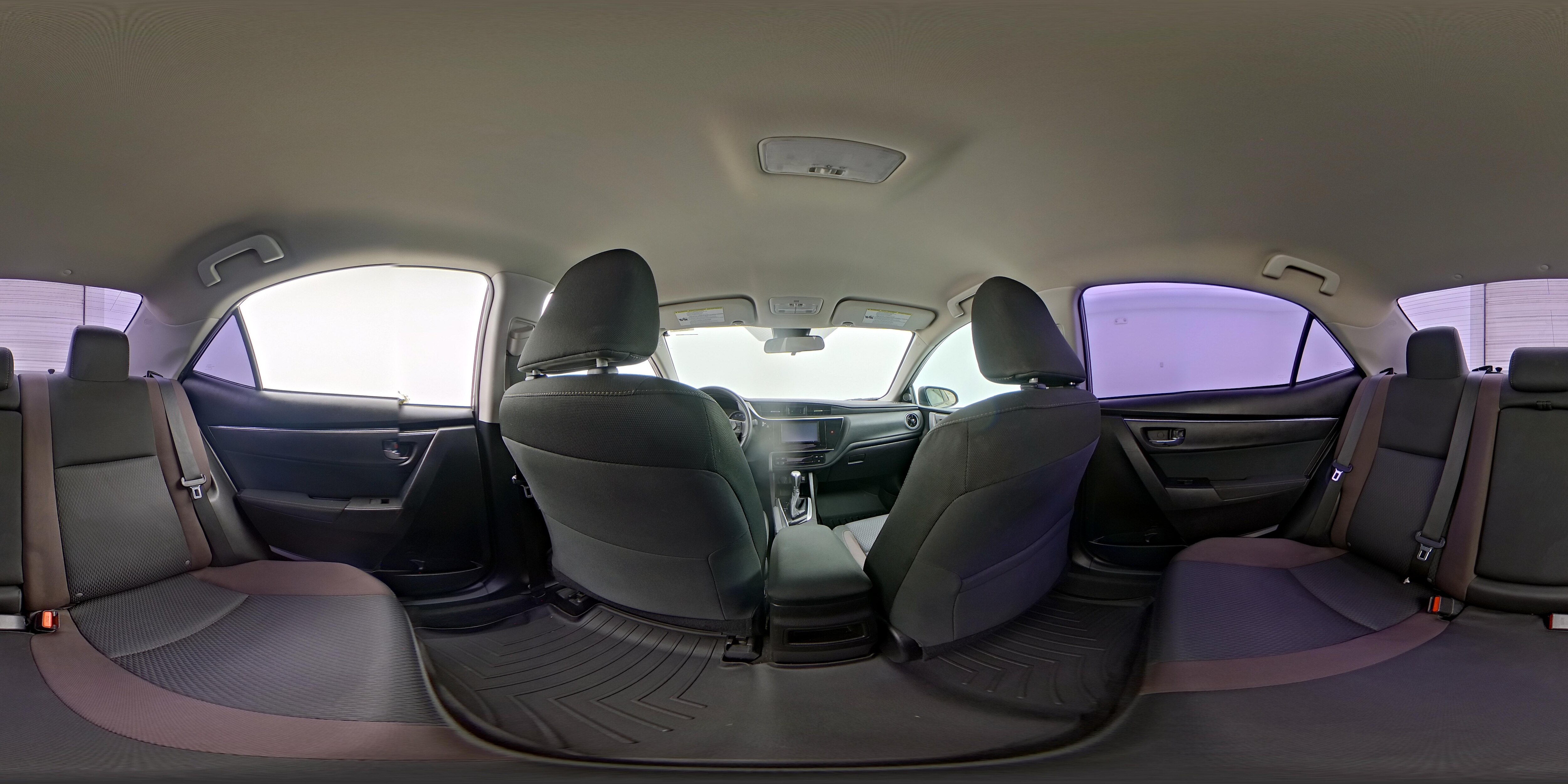 2018 Toyota Corolla LE - Photo 24