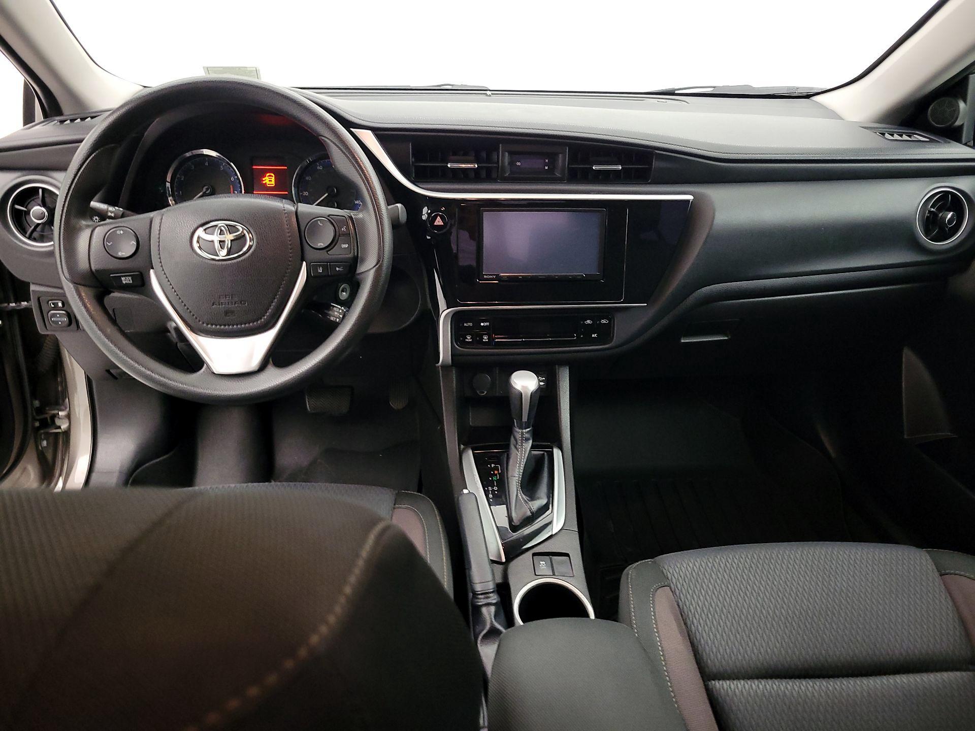Thumbnail: 2018 Toyota Corolla - 9