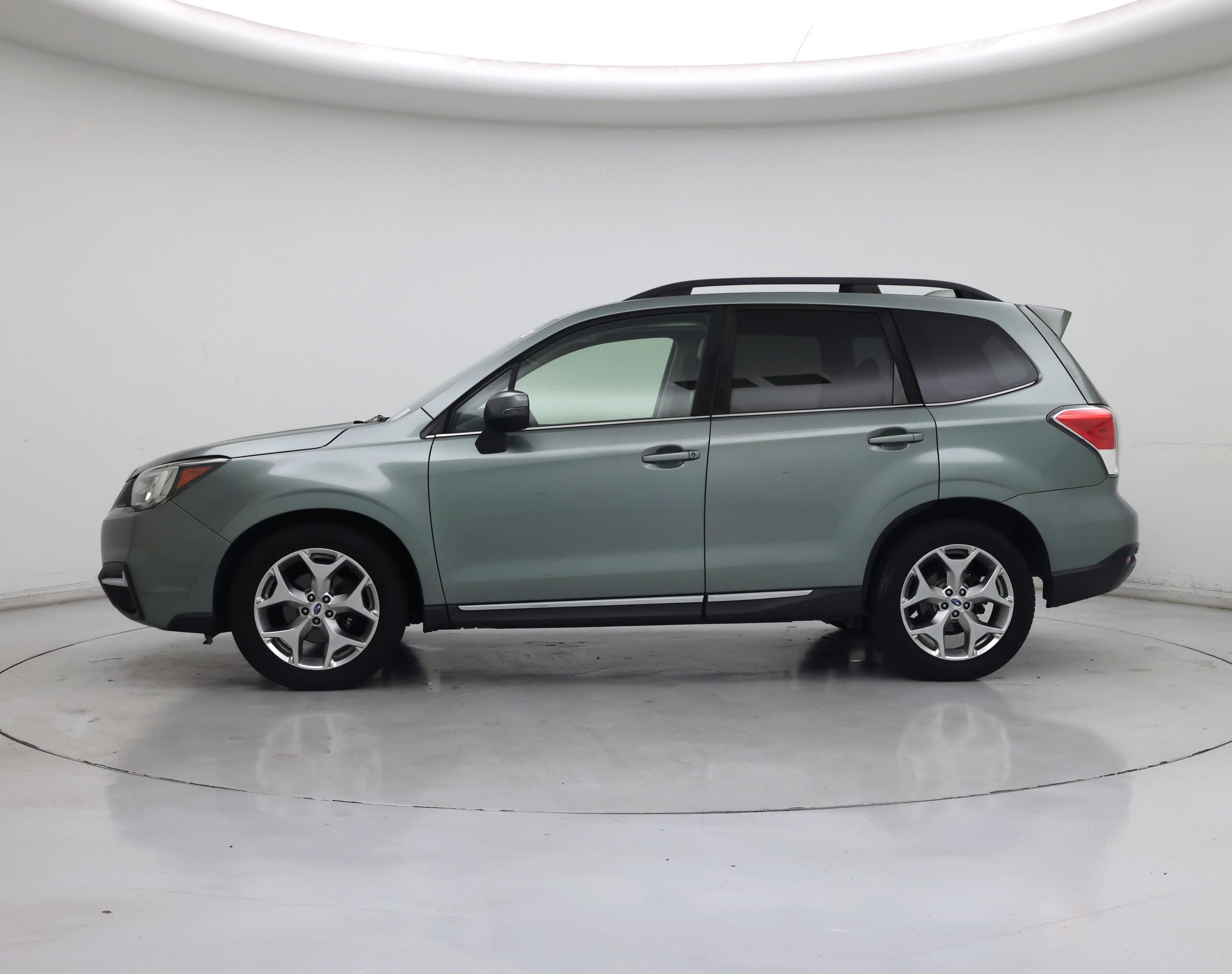 Thumbnail: 2017 Subaru Forester - 3