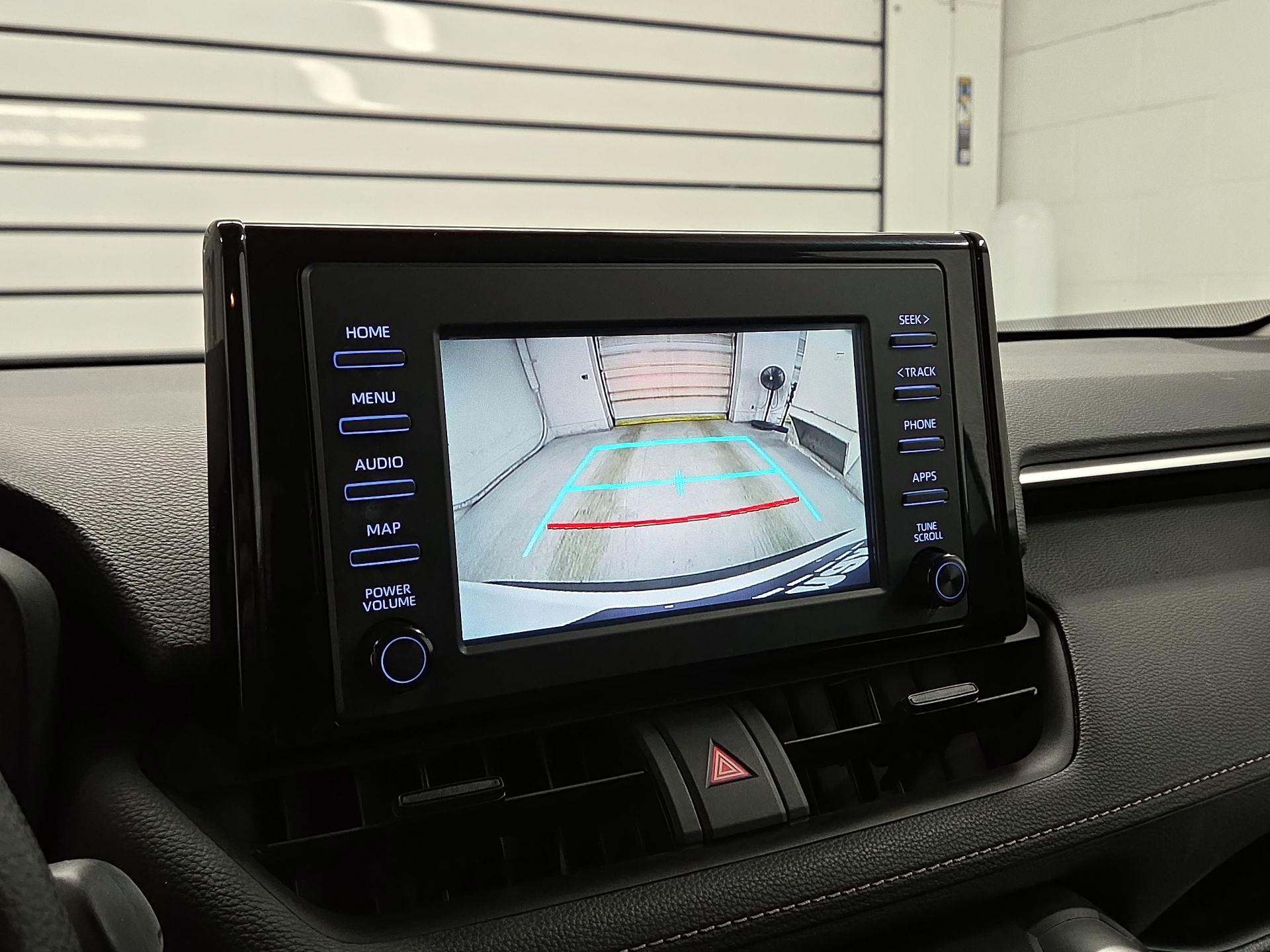 Thumbnail: 2019 Toyota RAV4 - 14