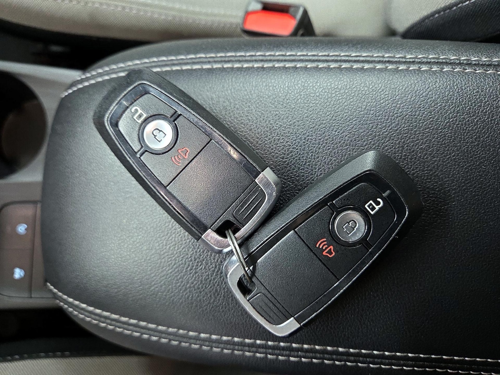 2022 Ford Escape SE - Photo 23