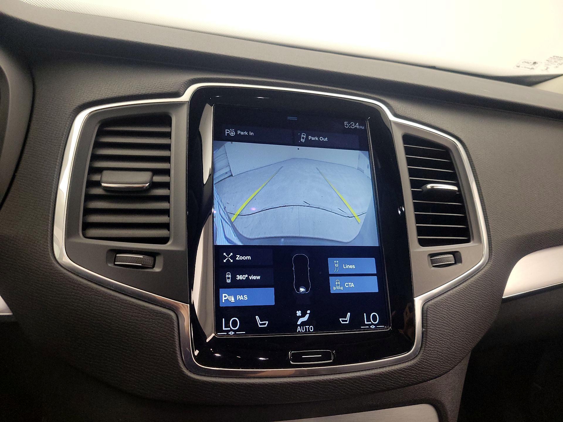 Thumbnail: 2017 Volvo XC90 - 14