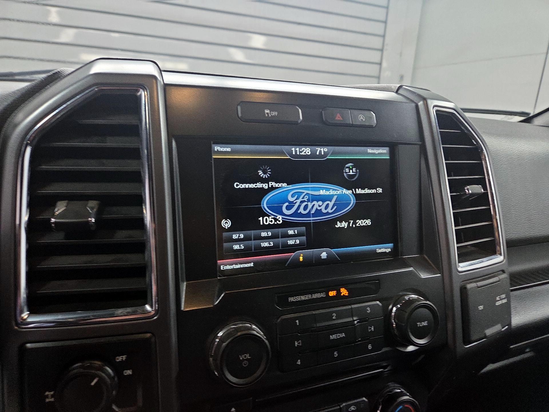 Thumbnail: 2015 Ford F-150 - 13