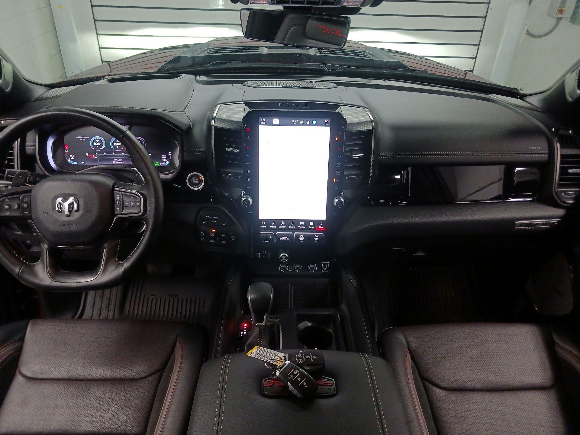 Thumbnail: 2025 RAM 1500 - 9