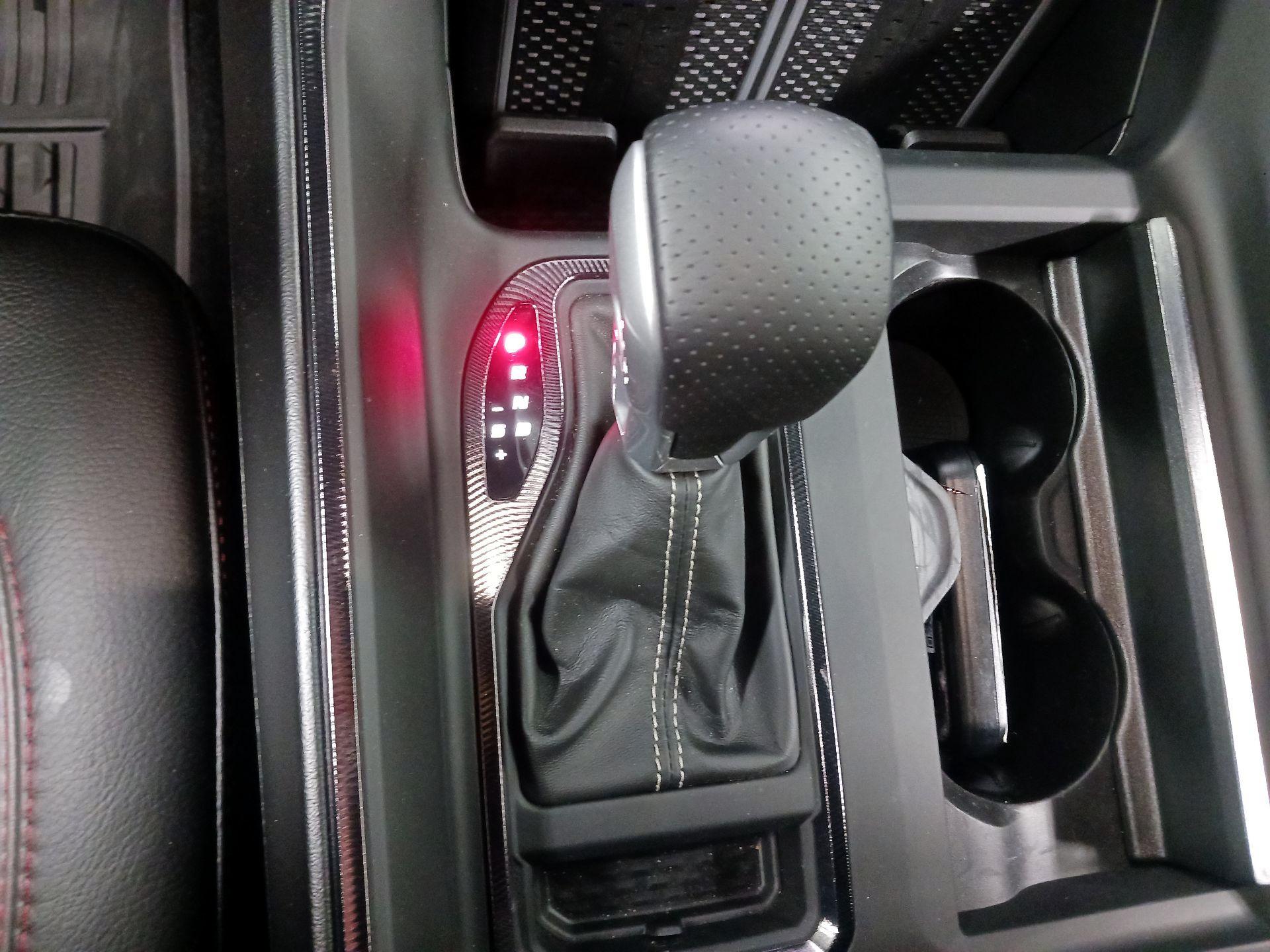 Thumbnail: 2025 RAM 1500 - 18