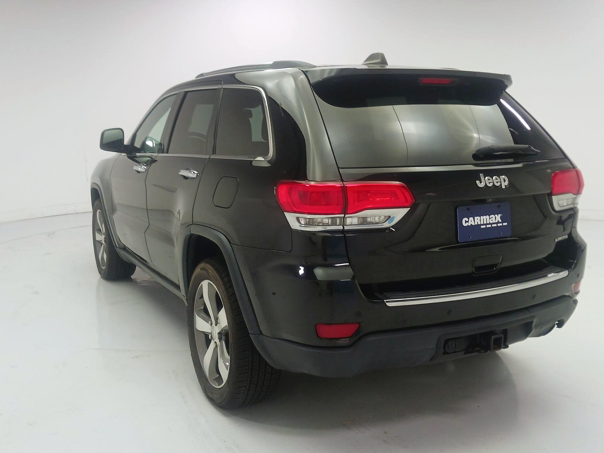 Thumbnail: 2015 Jeep Grand Cherokee - 7