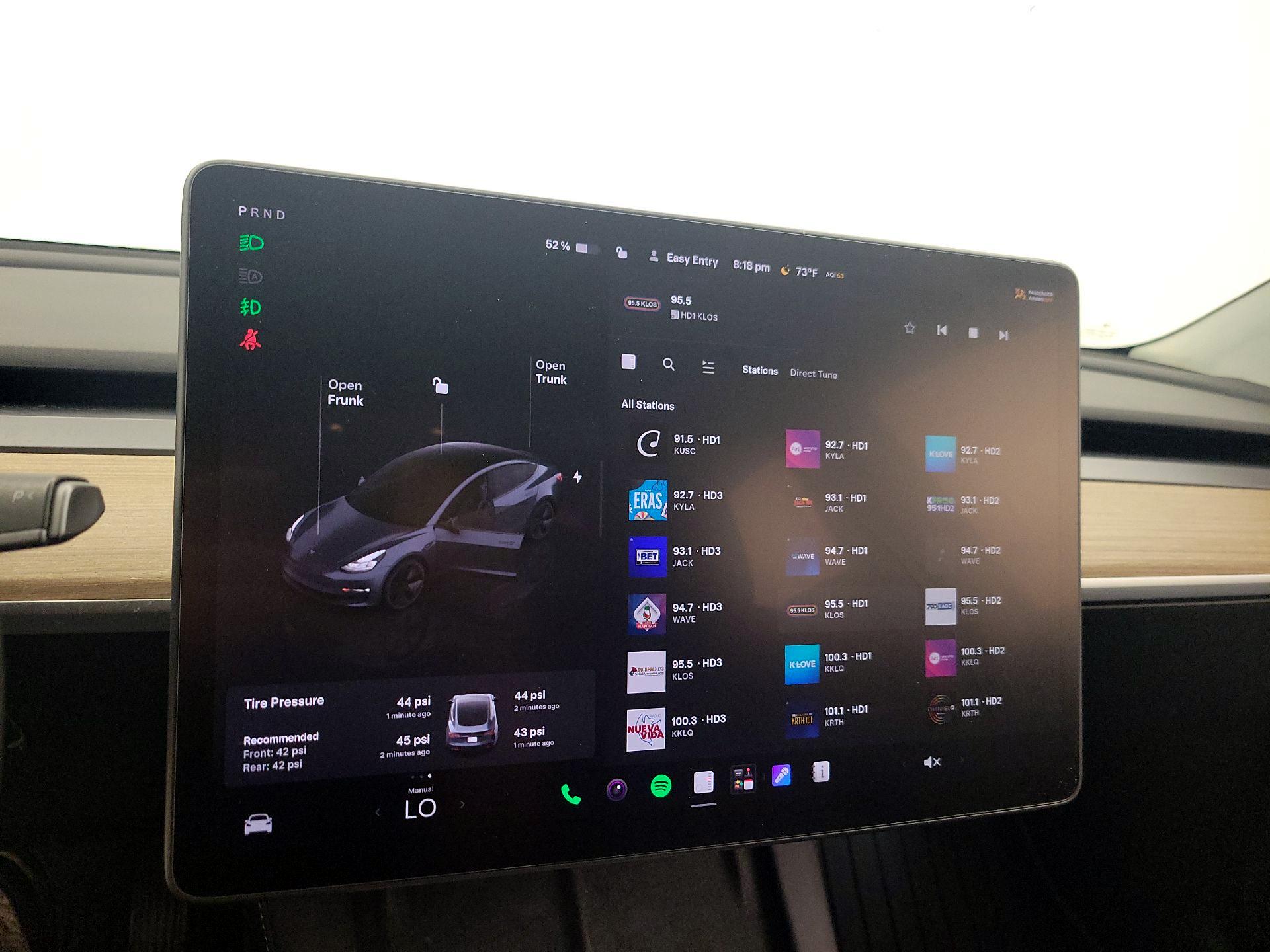 Thumbnail: 2022 Tesla Model 3 - 15