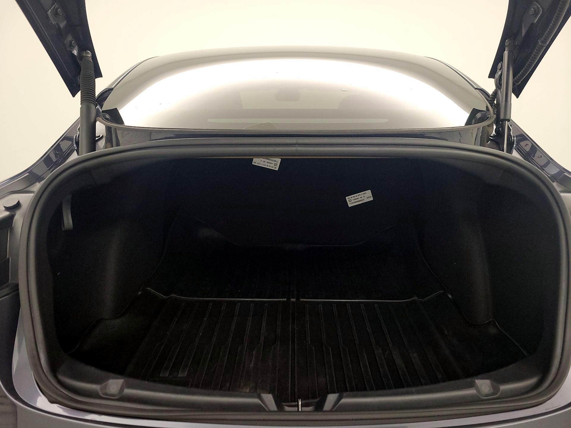Thumbnail: 2022 Tesla Model 3 - 19