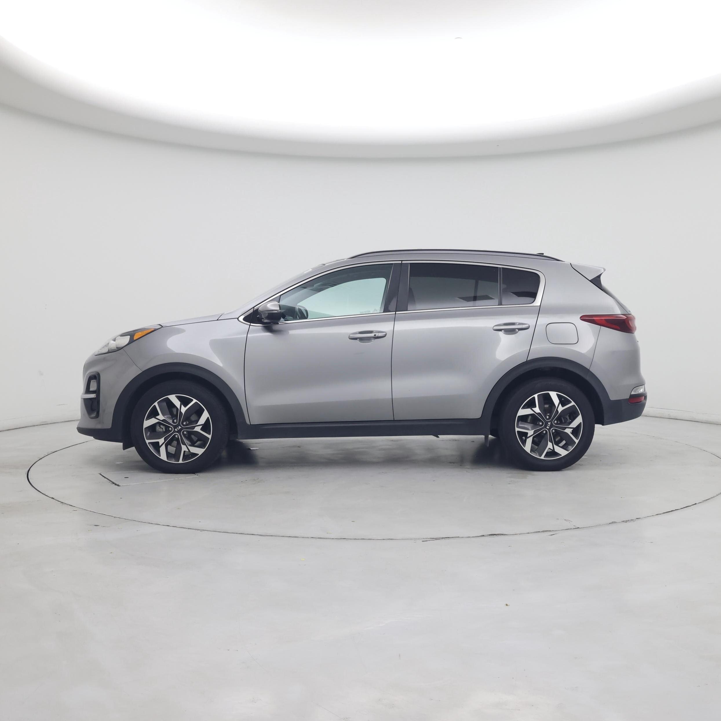 Thumbnail: 2020 Kia Sportage - 3