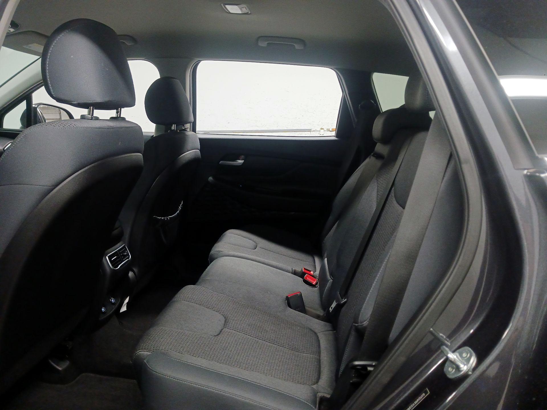Thumbnail: 2021 Hyundai Santa Fe - 17
