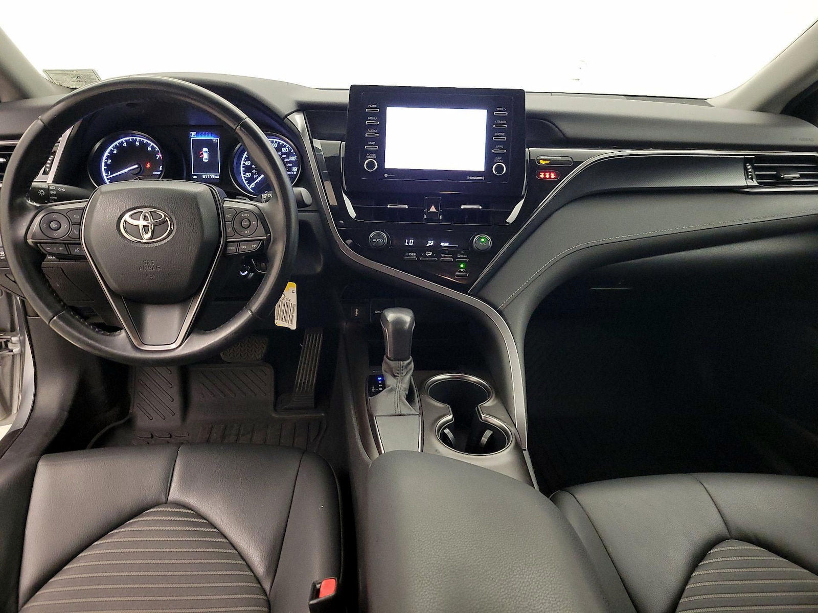 2021 Toyota Camry SE - Photo 10