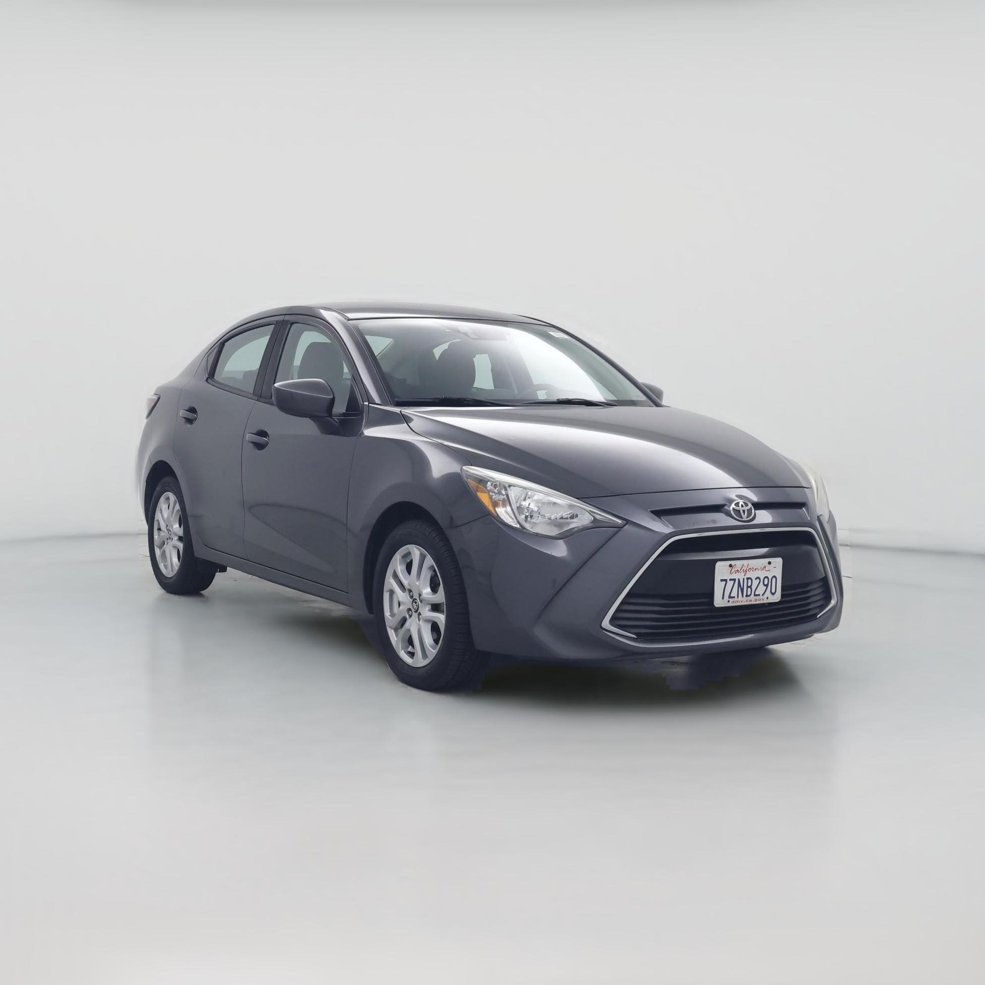 Thumbnail: 2017 Toyota Yaris iA - 1