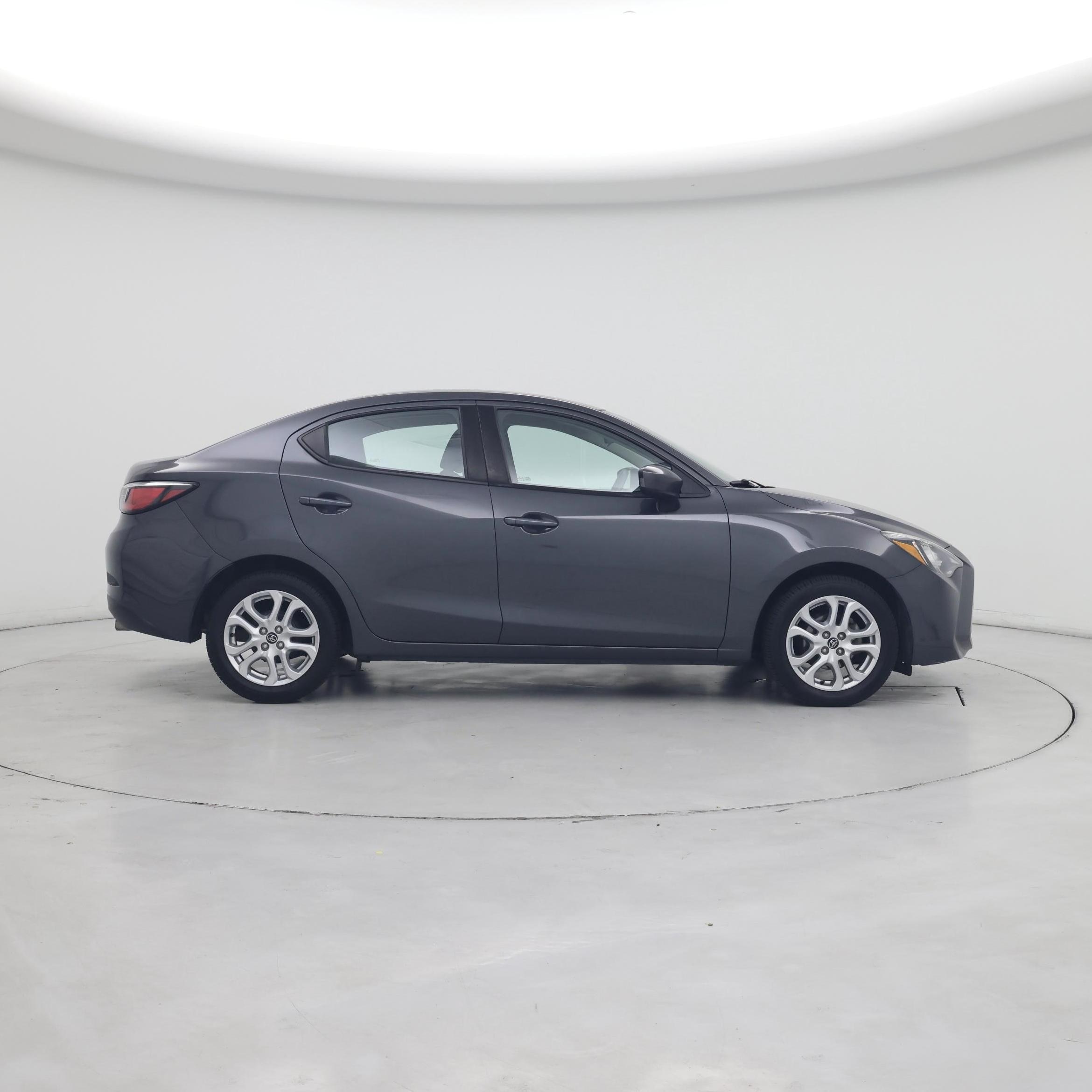 Thumbnail: 2017 Toyota Yaris iA - 7