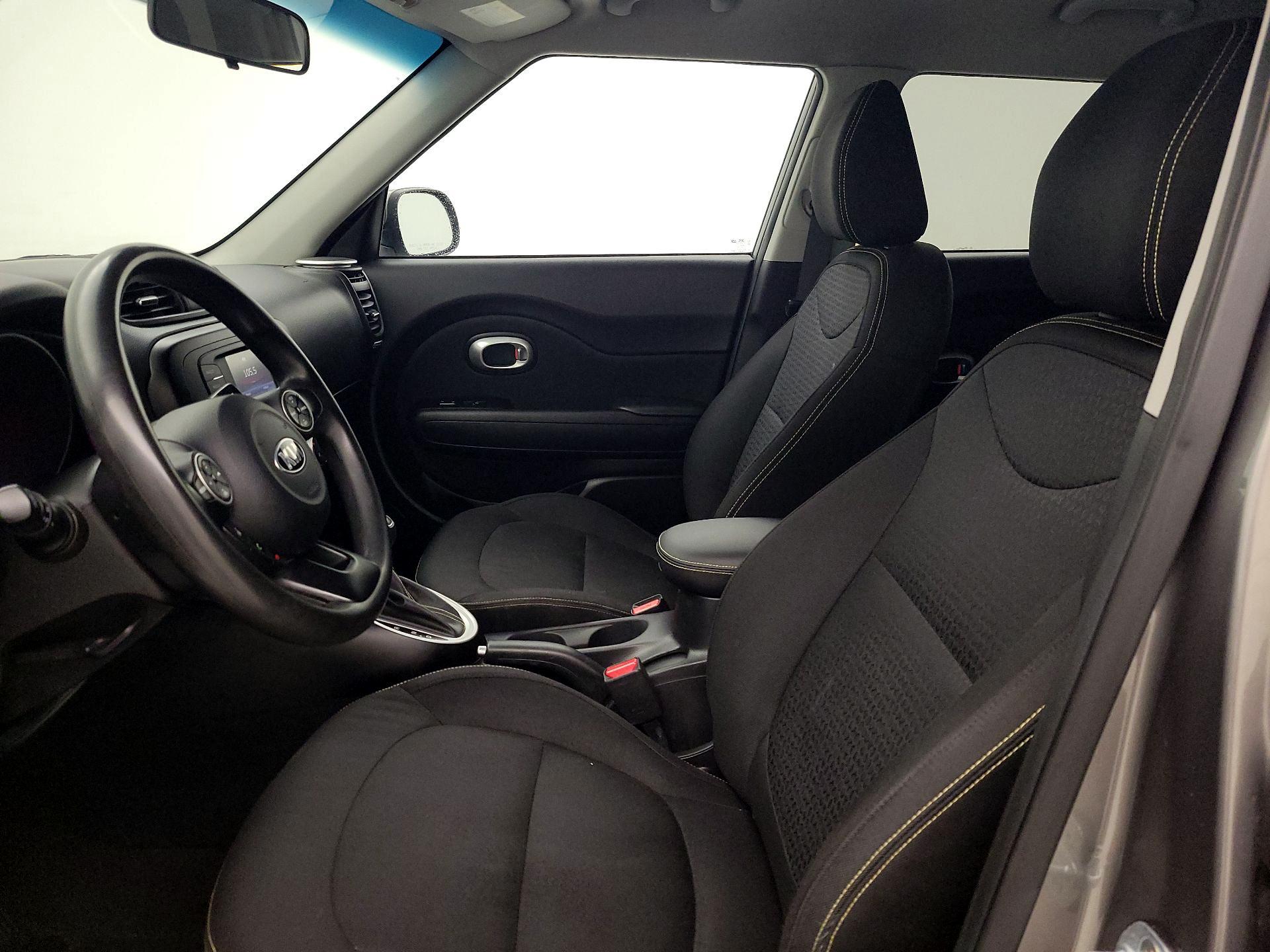 Thumbnail: 2016 Kia Soul - 11