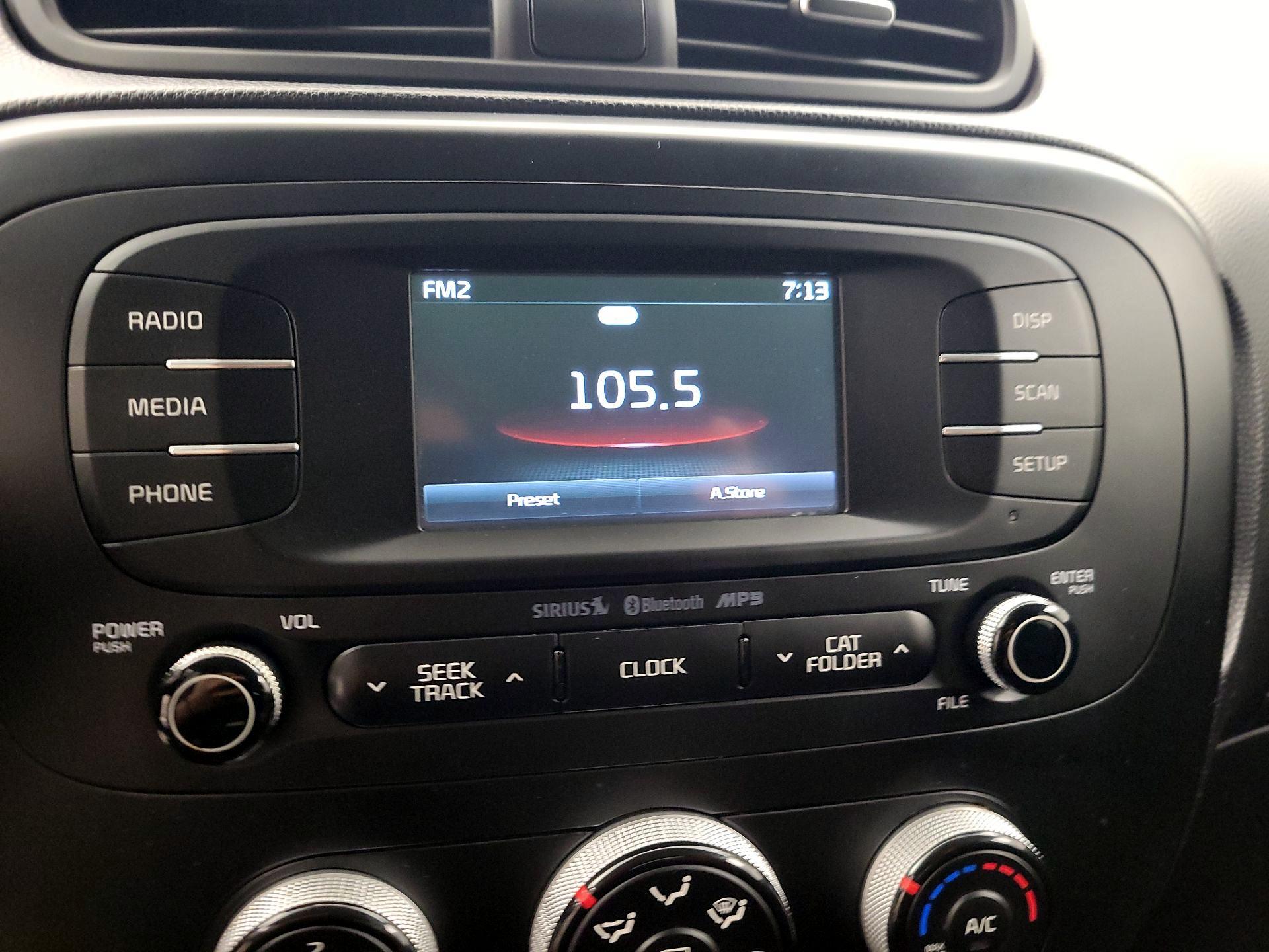 Thumbnail: 2016 Kia Soul - 15