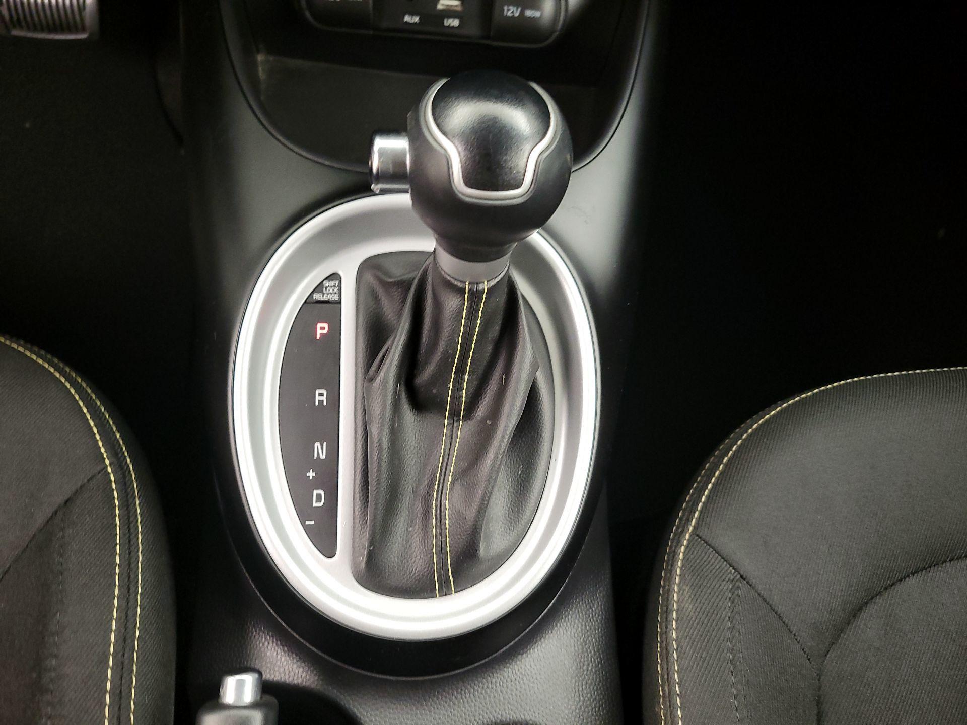 Thumbnail: 2016 Kia Soul - 17