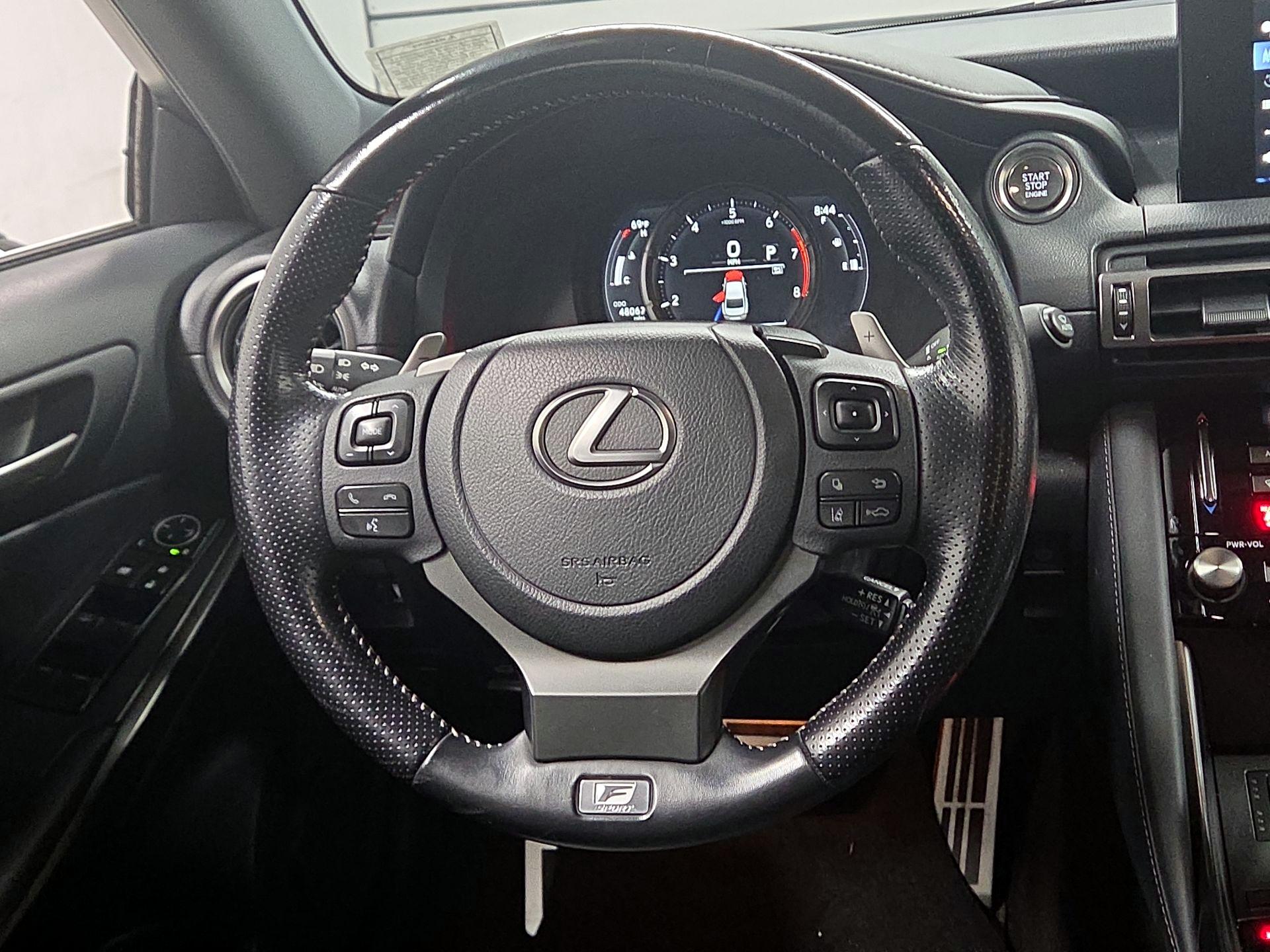 Thumbnail: 2022 Lexus IS - 10