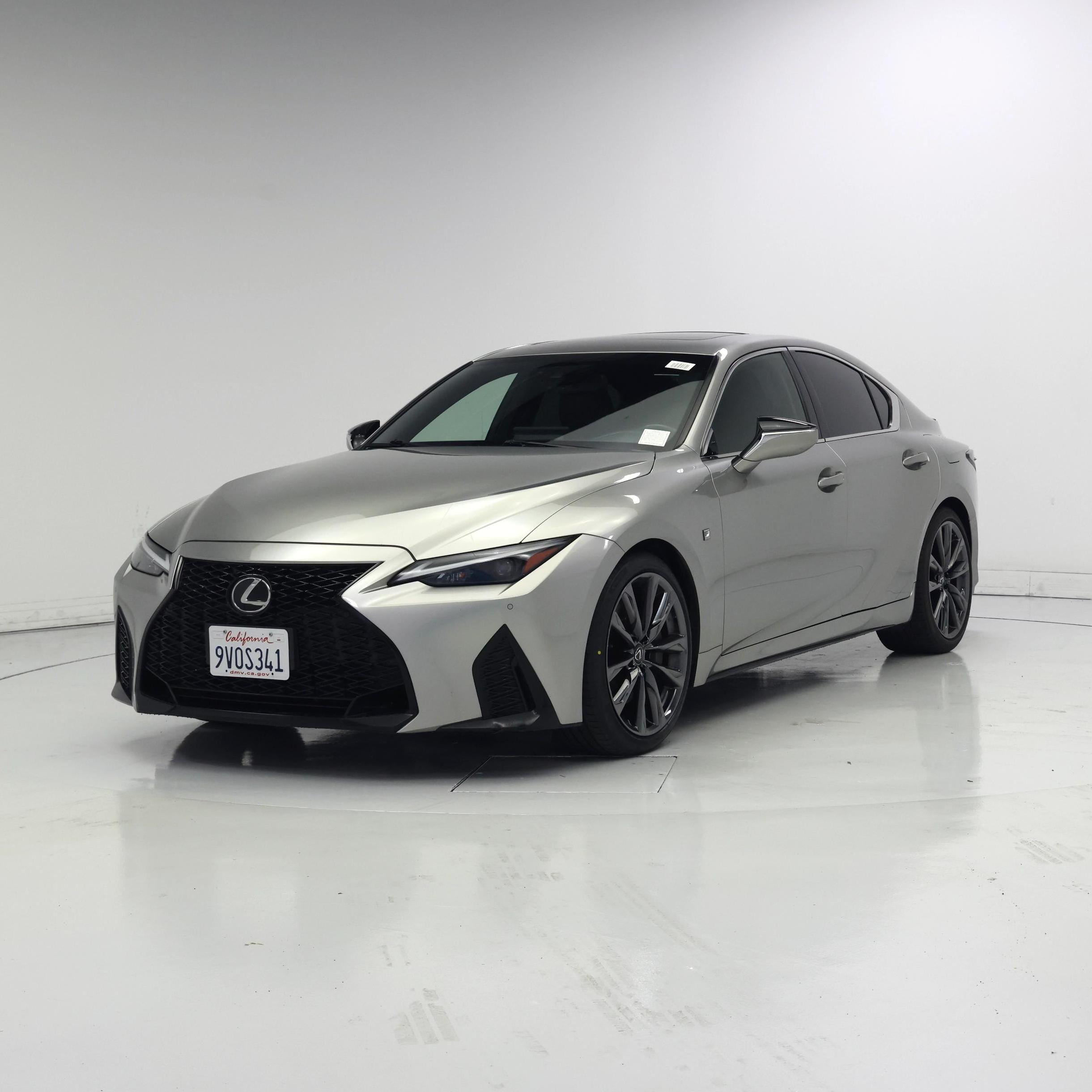 Thumbnail: 2022 Lexus IS - 4
