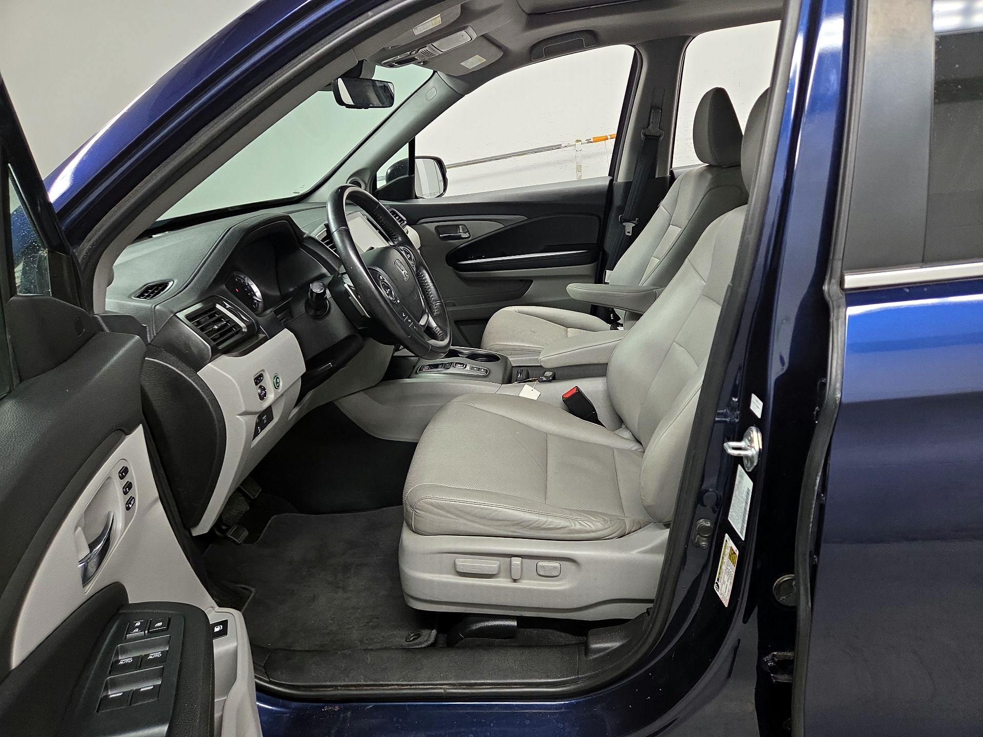 Thumbnail: 2023 Honda Ridgeline - 9