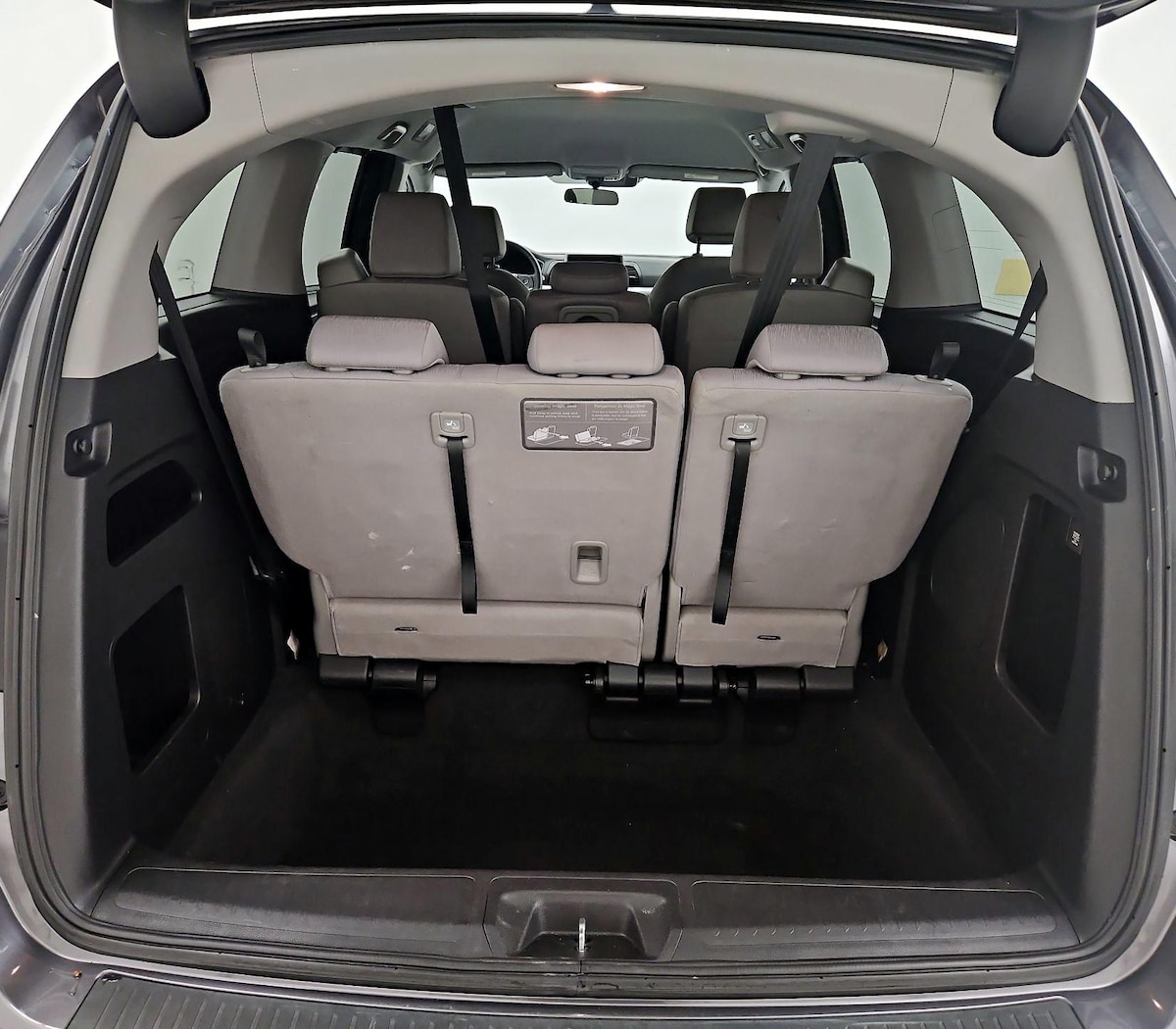 Trunk/Cargo (Seats Up)