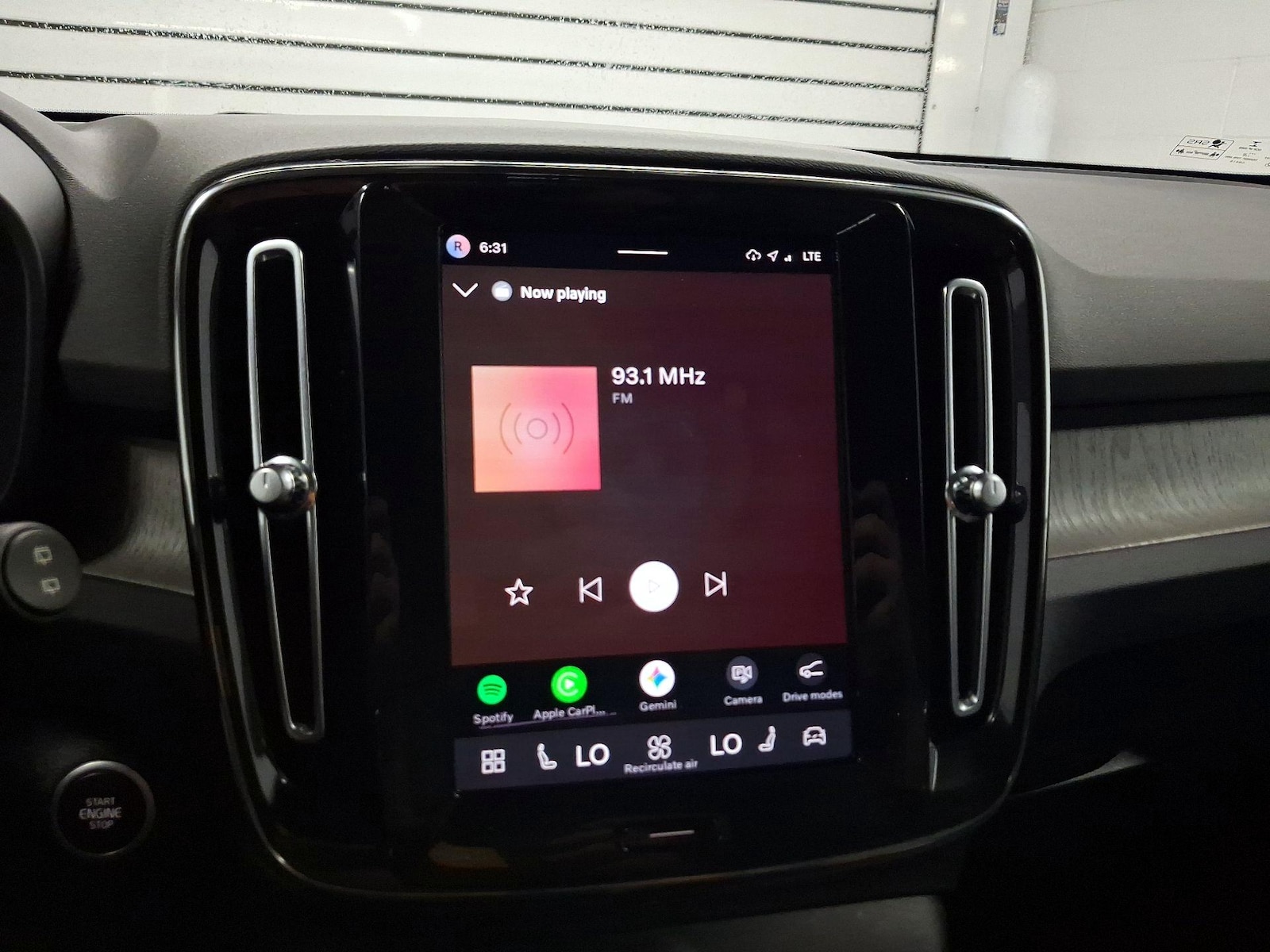 2023 Volvo XC40 Core - Photo 14