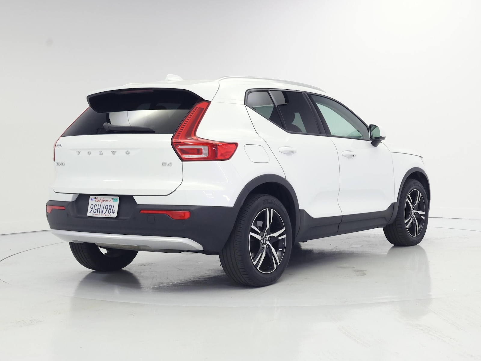 2023 Volvo XC40 Core - Photo 9