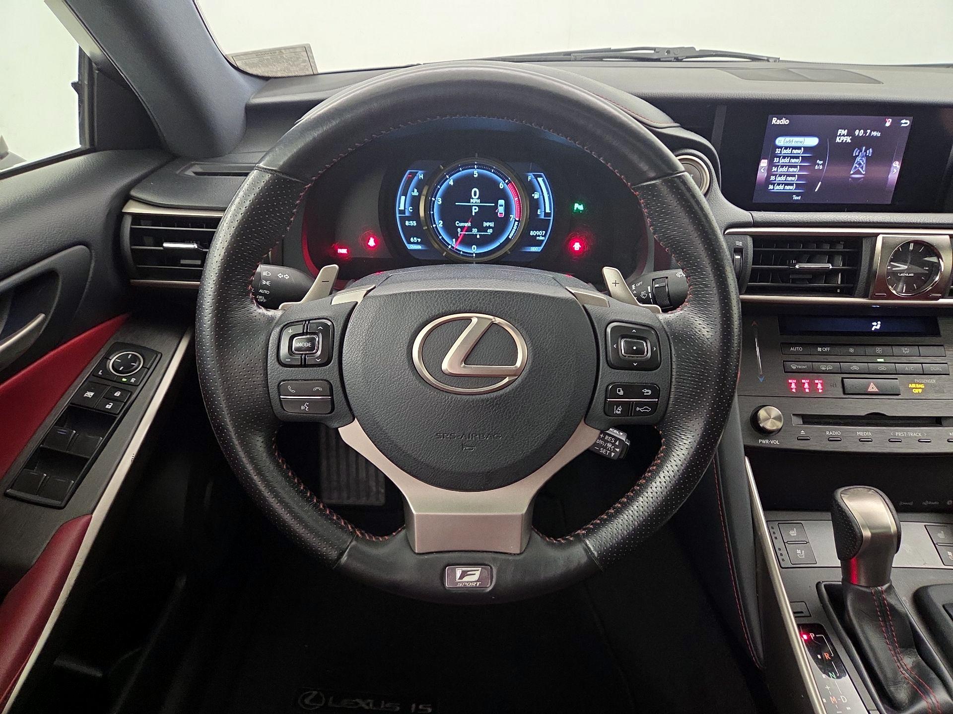 Thumbnail: 2019 Lexus IS - 10