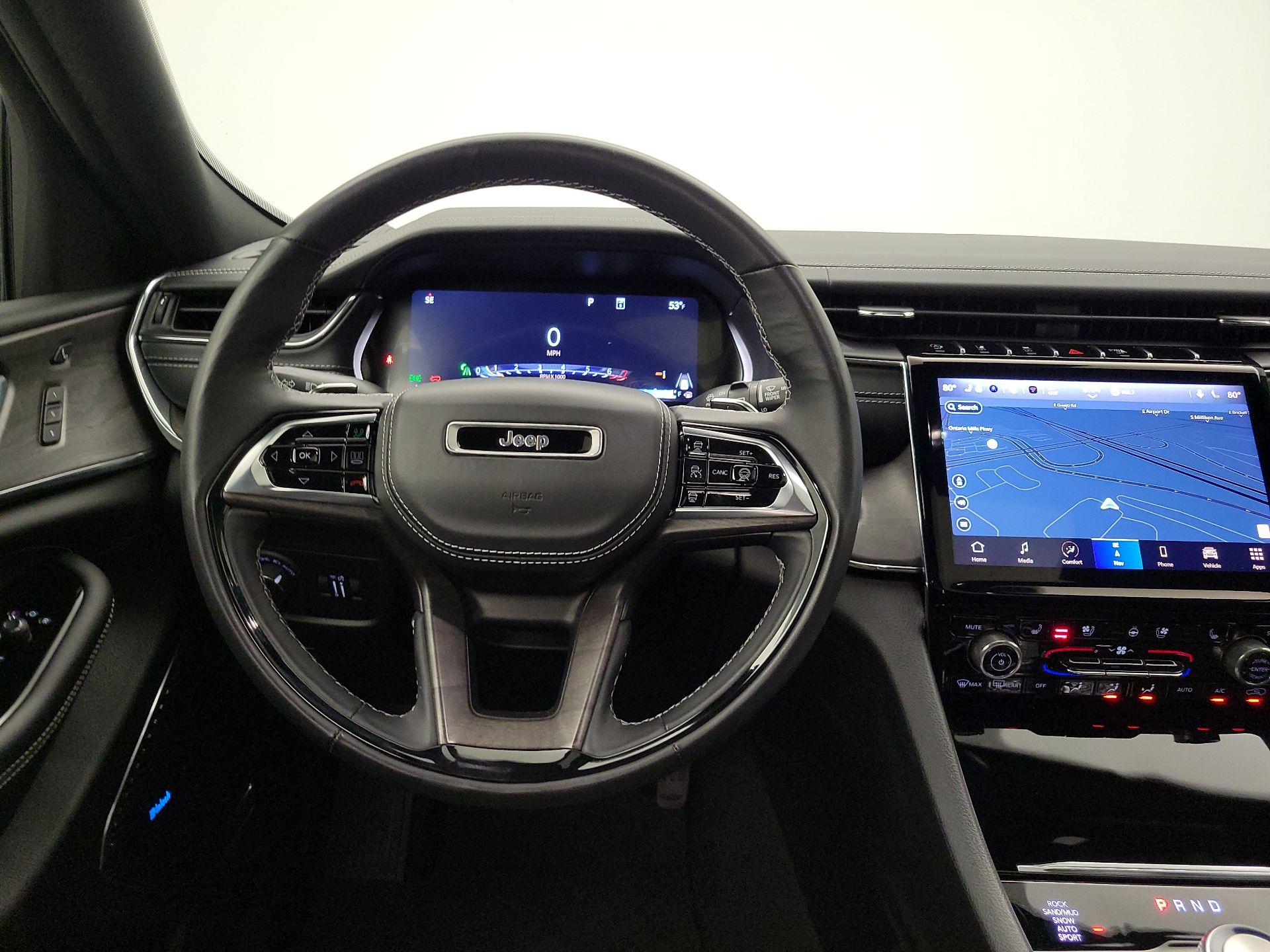 Thumbnail: 2024 Jeep Grand Cherokee - 10