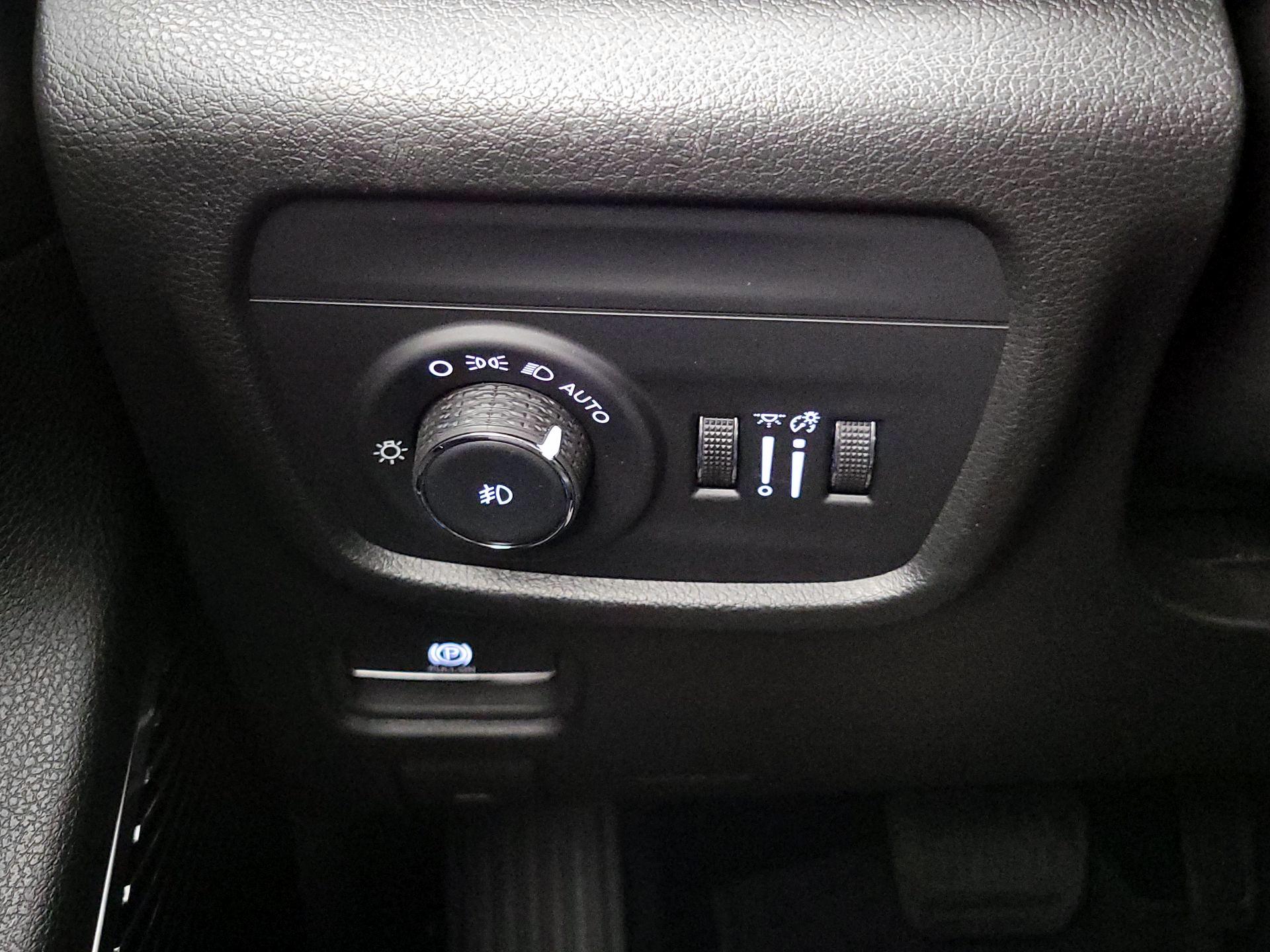 Thumbnail: 2024 Jeep Grand Cherokee - 13