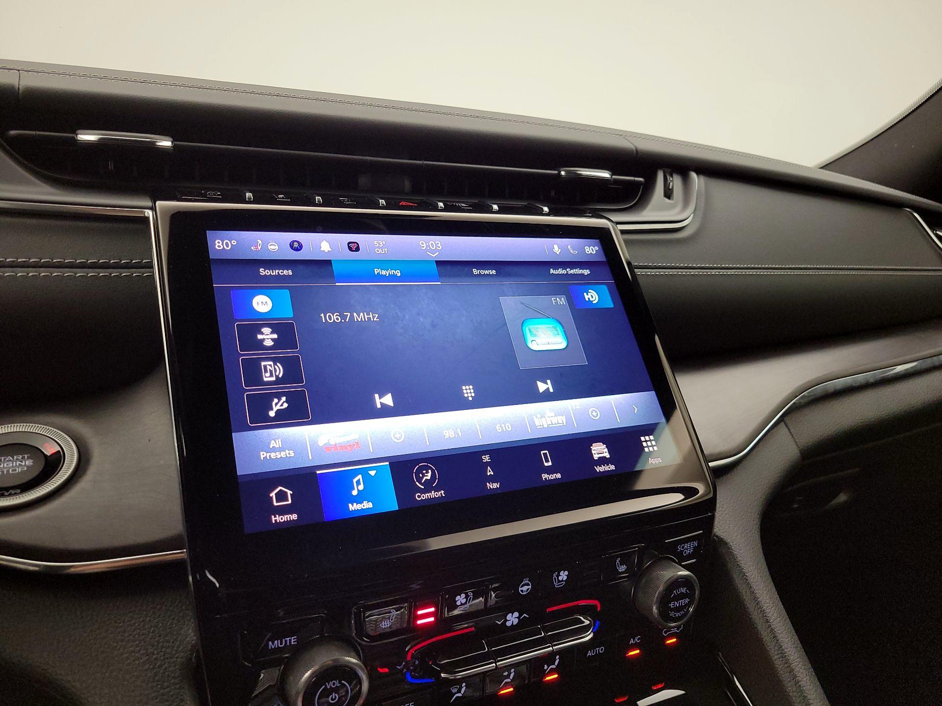 Thumbnail: 2024 Jeep Grand Cherokee - 16